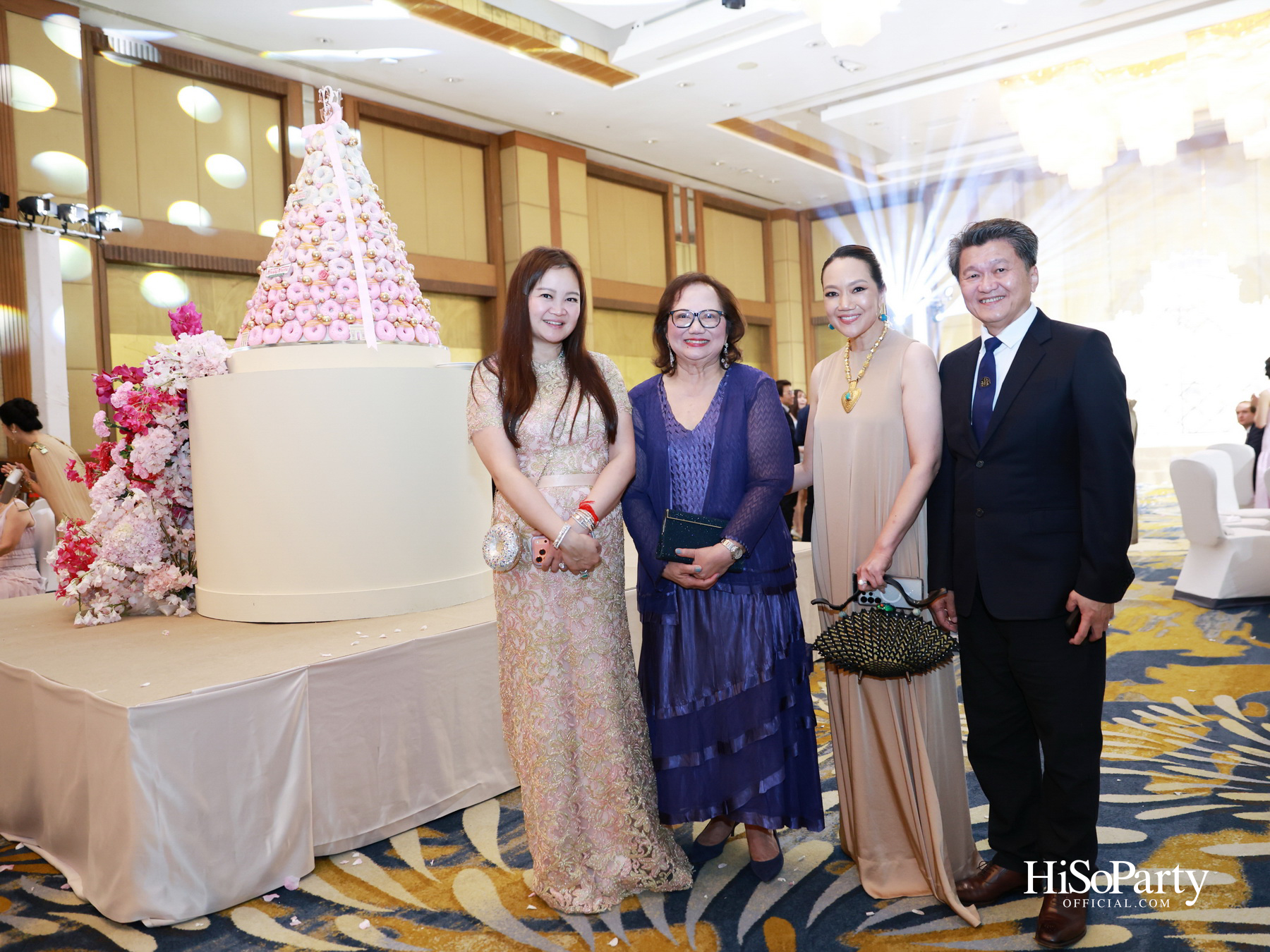 งานฉลองมงคลสมรส คุณพิมพ์ประพัทธ์ สนิทวงศ์ ณ อยุธยา - คุณทยา อุทโยภาศ ณ ดิ แอทธินี โฮเทล แบงค็อก