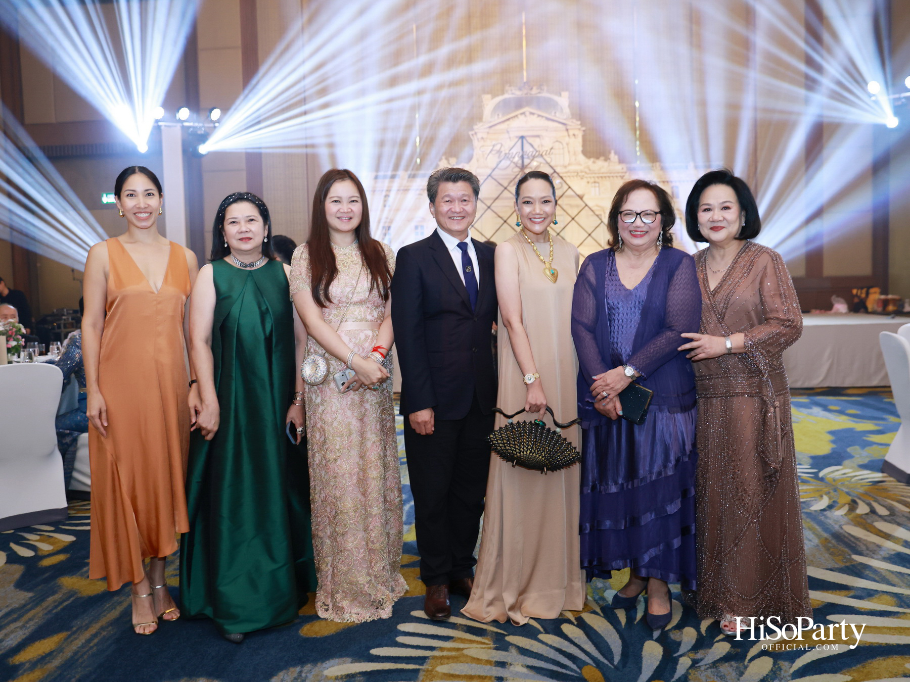 งานฉลองมงคลสมรส คุณพิมพ์ประพัทธ์ สนิทวงศ์ ณ อยุธยา - คุณทยา อุทโยภาศ ณ ดิ แอทธินี โฮเทล แบงค็อก