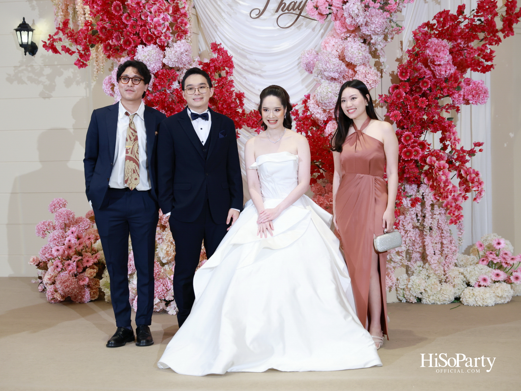 งานฉลองมงคลสมรส คุณพิมพ์ประพัทธ์ สนิทวงศ์ ณ อยุธยา - คุณทยา อุทโยภาศ ณ ดิ แอทธินี โฮเทล แบงค็อก