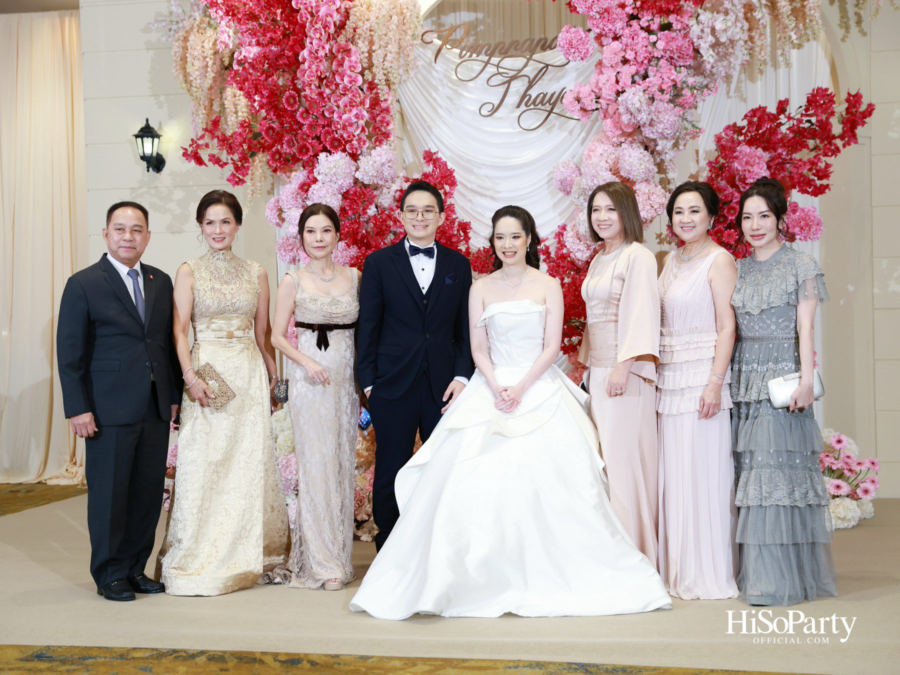 งานฉลองมงคลสมรส คุณพิมพ์ประพัทธ์ สนิทวงศ์ ณ อยุธยา - คุณทยา อุทโยภาศ ณ ดิ แอทธินี โฮเทล แบงค็อก