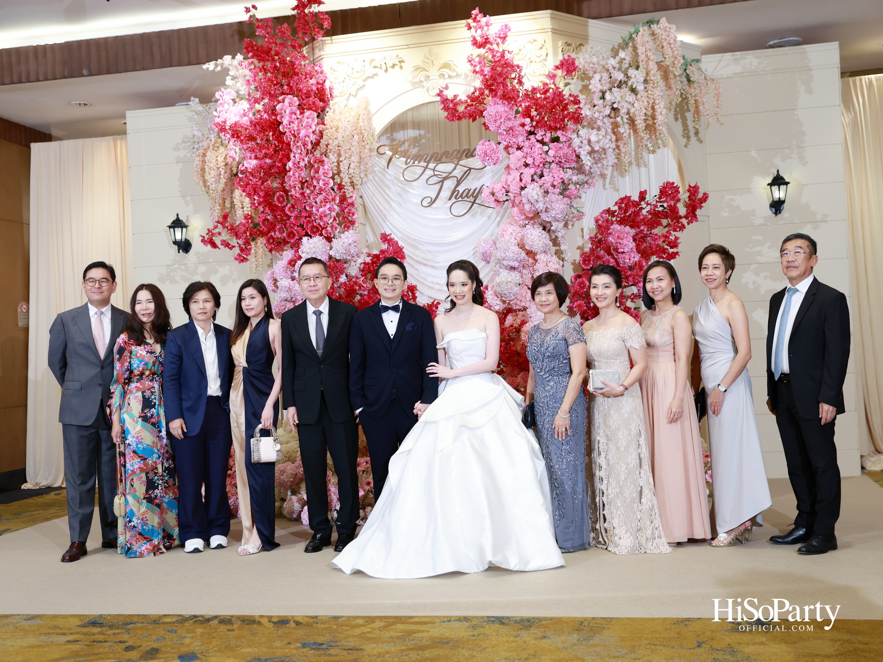 งานฉลองมงคลสมรส คุณพิมพ์ประพัทธ์ สนิทวงศ์ ณ อยุธยา - คุณทยา อุทโยภาศ ณ ดิ แอทธินี โฮเทล แบงค็อก