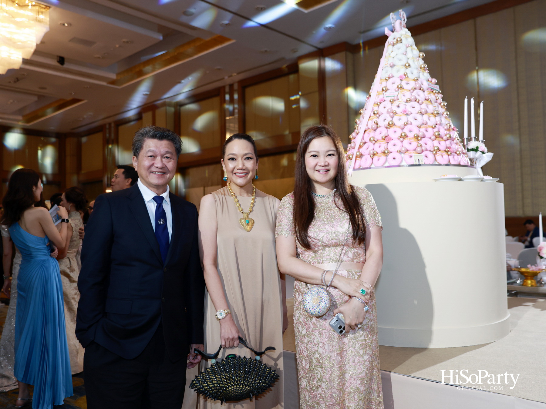 งานฉลองมงคลสมรส คุณพิมพ์ประพัทธ์ สนิทวงศ์ ณ อยุธยา - คุณทยา อุทโยภาศ ณ ดิ แอทธินี โฮเทล แบงค็อก