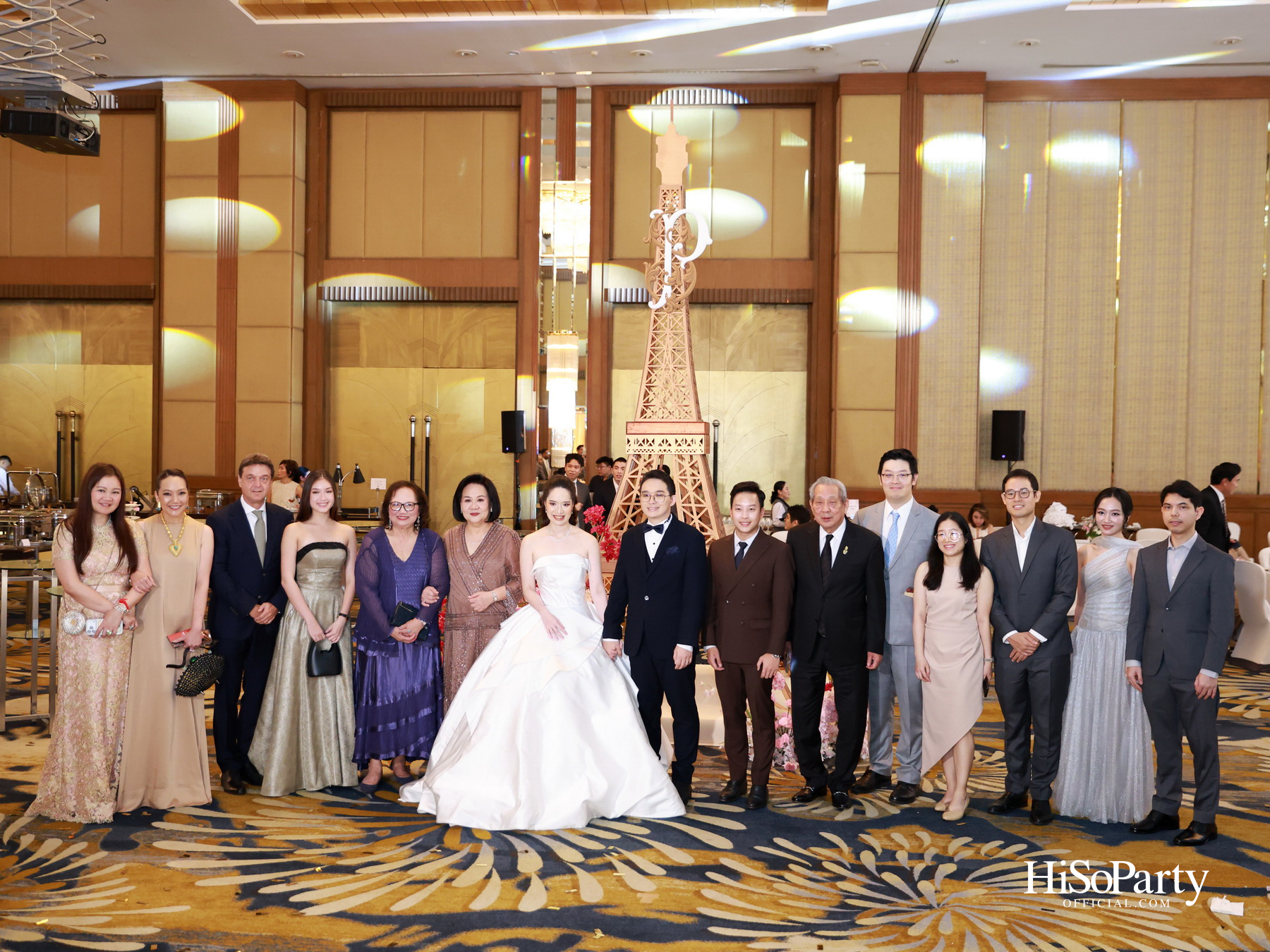 งานฉลองมงคลสมรส คุณพิมพ์ประพัทธ์ สนิทวงศ์ ณ อยุธยา - คุณทยา อุทโยภาศ ณ ดิ แอทธินี โฮเทล แบงค็อก