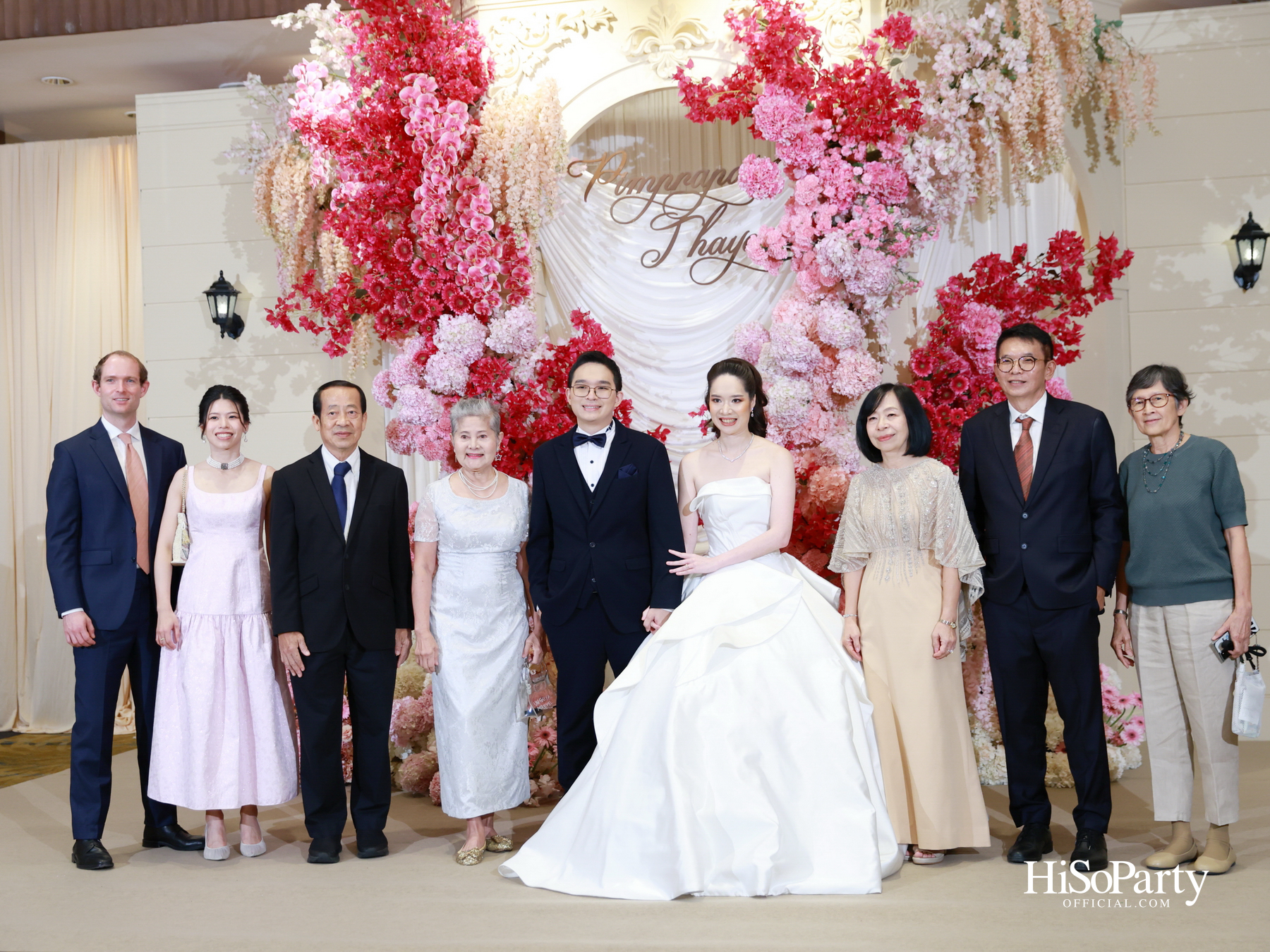 งานฉลองมงคลสมรส คุณพิมพ์ประพัทธ์ สนิทวงศ์ ณ อยุธยา - คุณทยา อุทโยภาศ ณ ดิ แอทธินี โฮเทล แบงค็อก