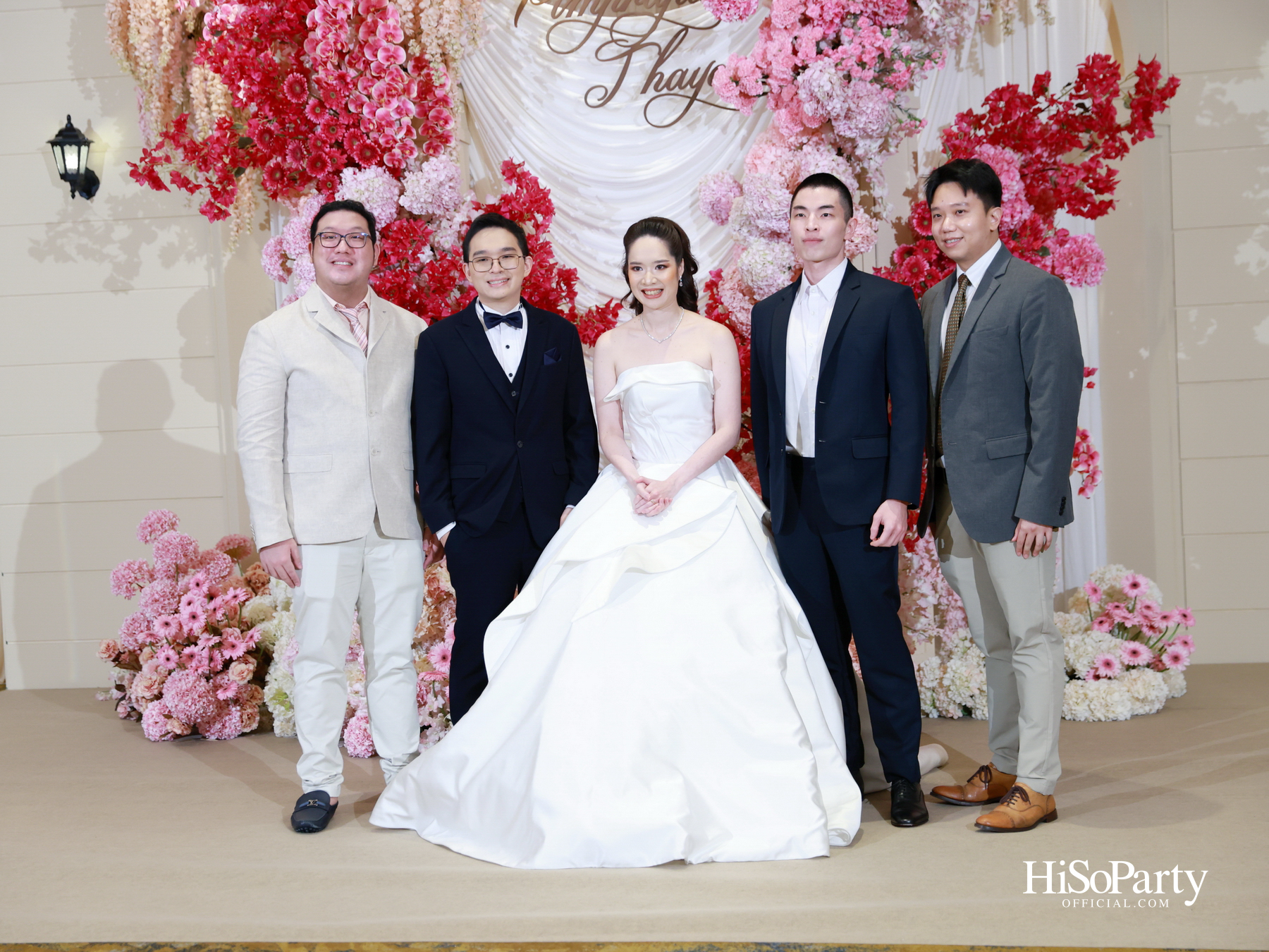 งานฉลองมงคลสมรส คุณพิมพ์ประพัทธ์ สนิทวงศ์ ณ อยุธยา - คุณทยา อุทโยภาศ ณ ดิ แอทธินี โฮเทล แบงค็อก