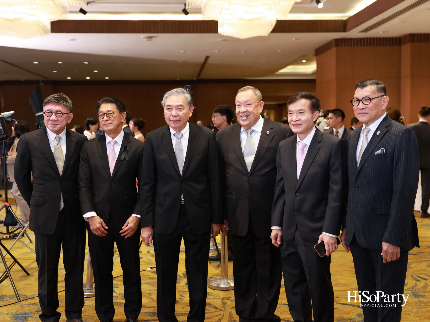 งานฉลองมงคลสมรส คุณพิมพ์ประพัทธ์ สนิทวงศ์ ณ อยุธยา - คุณทยา อุทโยภาศ ณ ดิ แอทธินี โฮเทล แบงค็อก