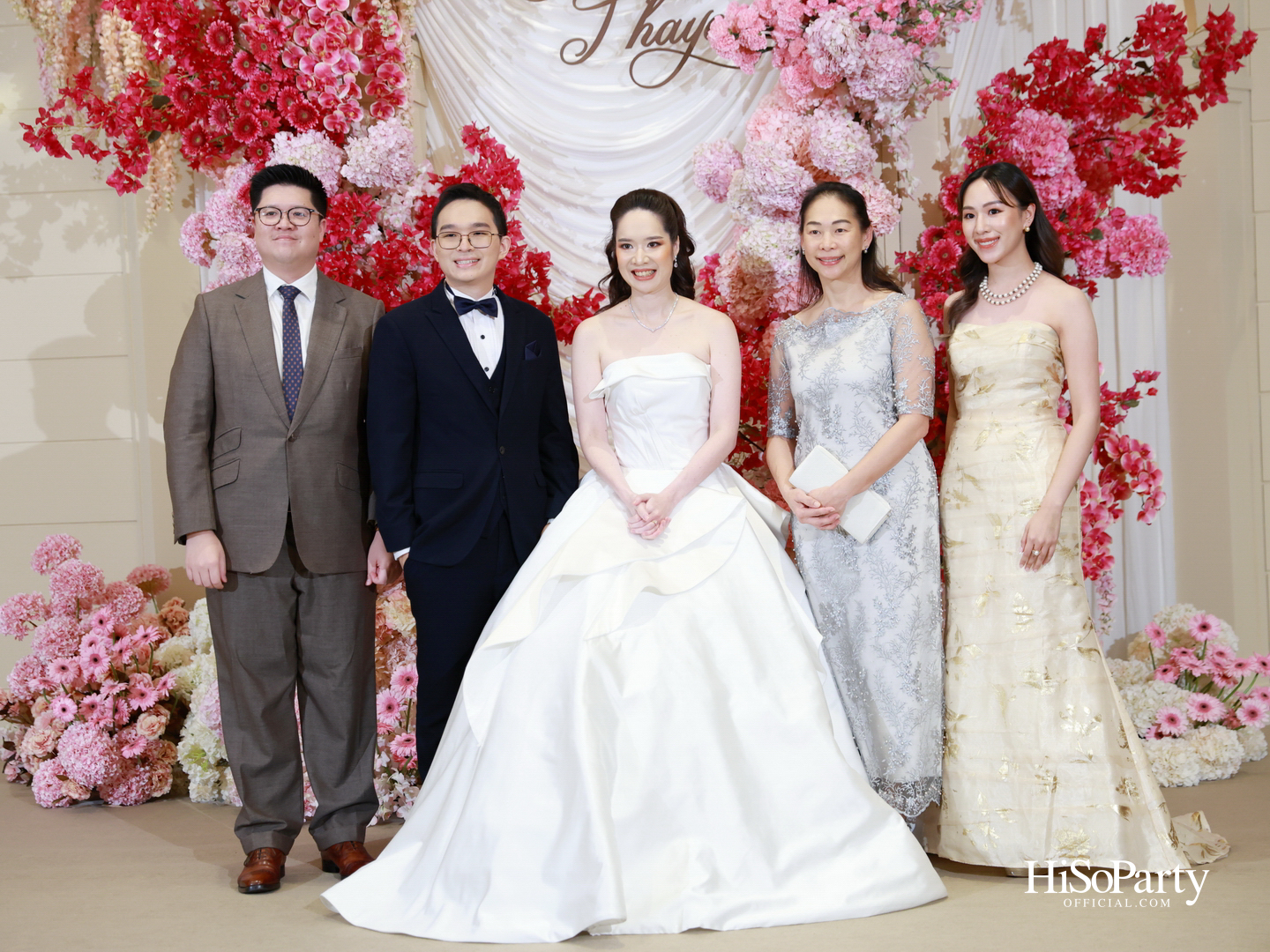 งานฉลองมงคลสมรส คุณพิมพ์ประพัทธ์ สนิทวงศ์ ณ อยุธยา - คุณทยา อุทโยภาศ ณ ดิ แอทธินี โฮเทล แบงค็อก