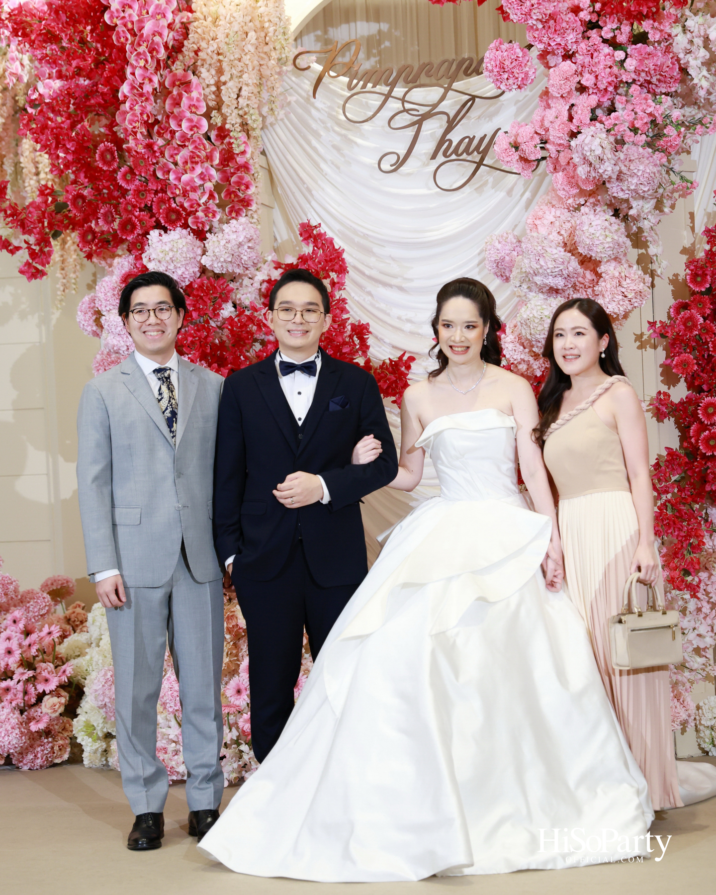 งานฉลองมงคลสมรส คุณพิมพ์ประพัทธ์ สนิทวงศ์ ณ อยุธยา - คุณทยา อุทโยภาศ ณ ดิ แอทธินี โฮเทล แบงค็อก