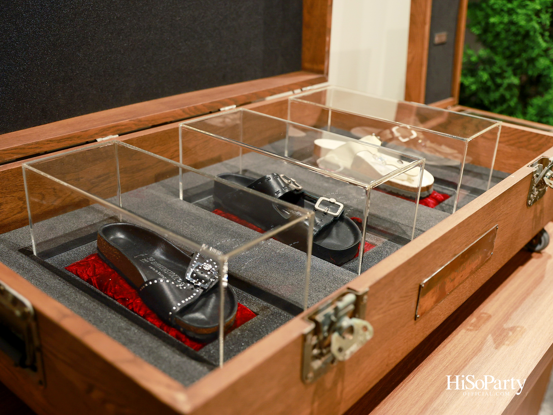 BIRKENSTOCK Presents ‘The Art of Walking Grounded in Nature with Suntur’