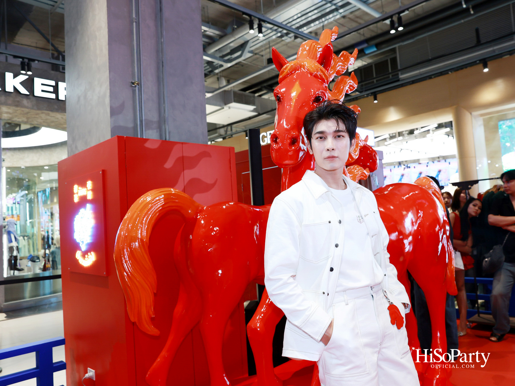 MOO Bangkok x Num Eiang