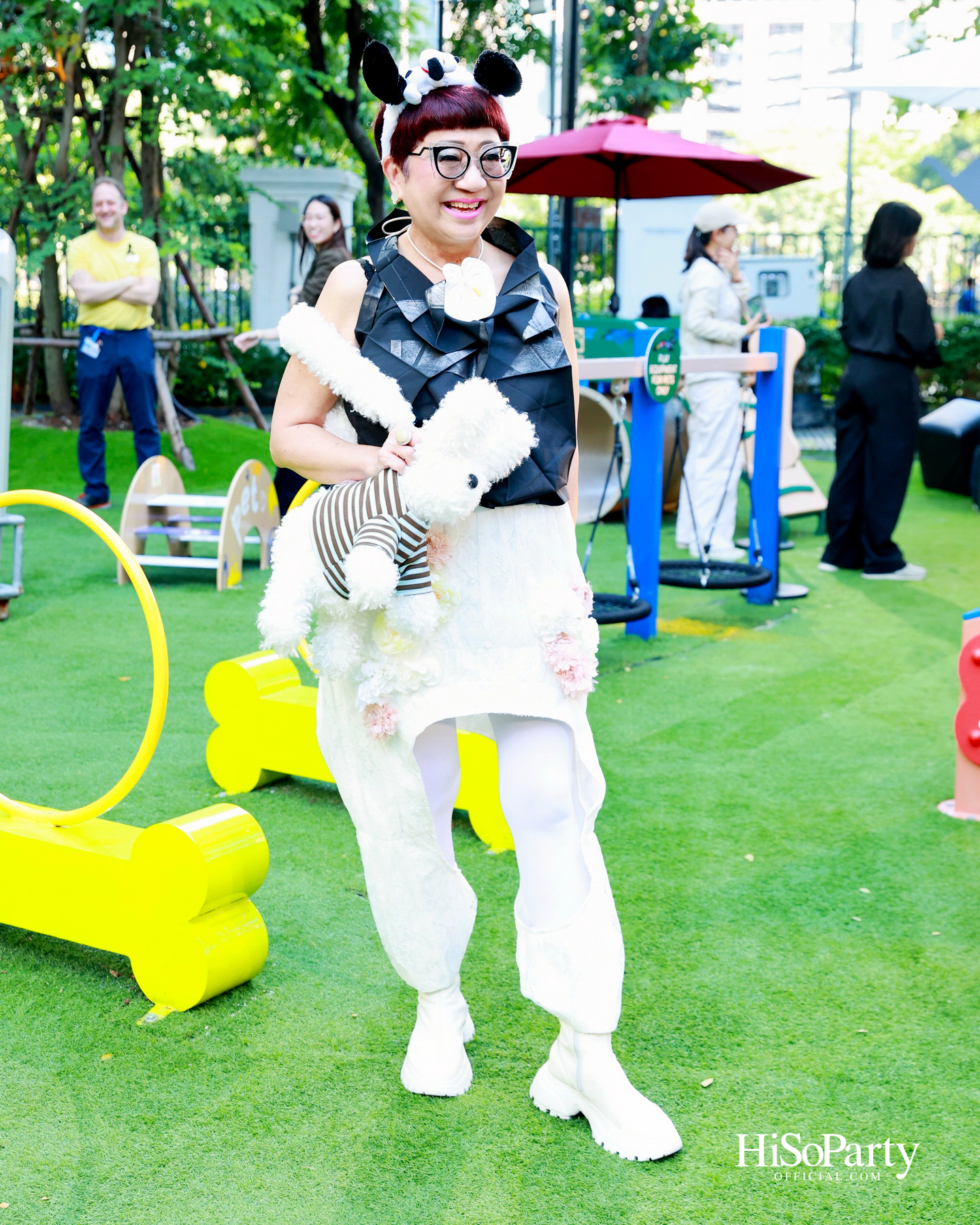 เอ็ม ดิสทริคยกระดับประสบการณ์ Pet-friendly เปิดตัว ‘PAW YARD’ สวนกลางเมืองสำหรับคนรักสัตว์เลี้ยง