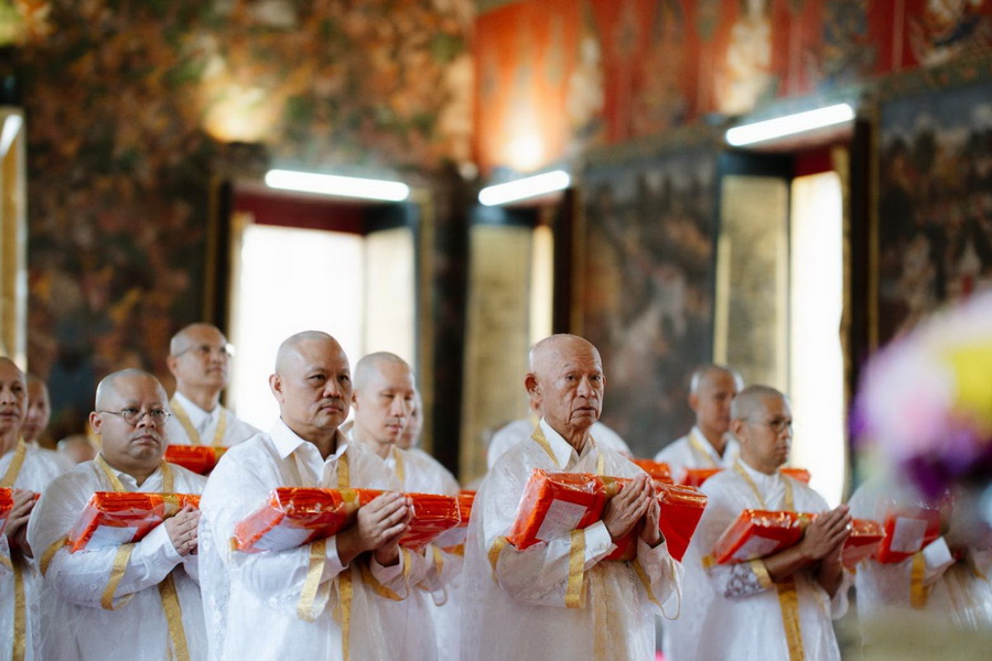 GULF จัดบรรพชาอุปสมบทหมู่ ถวายเป็นพระราชกุศล แด่สมเด็จพระนางเจ้าสิริกิติ์พระบรมราชินีนาถ พระบรมราชชนนีพันปีหลวง ณ วัดสระเกศราชวรมหาวิหาร