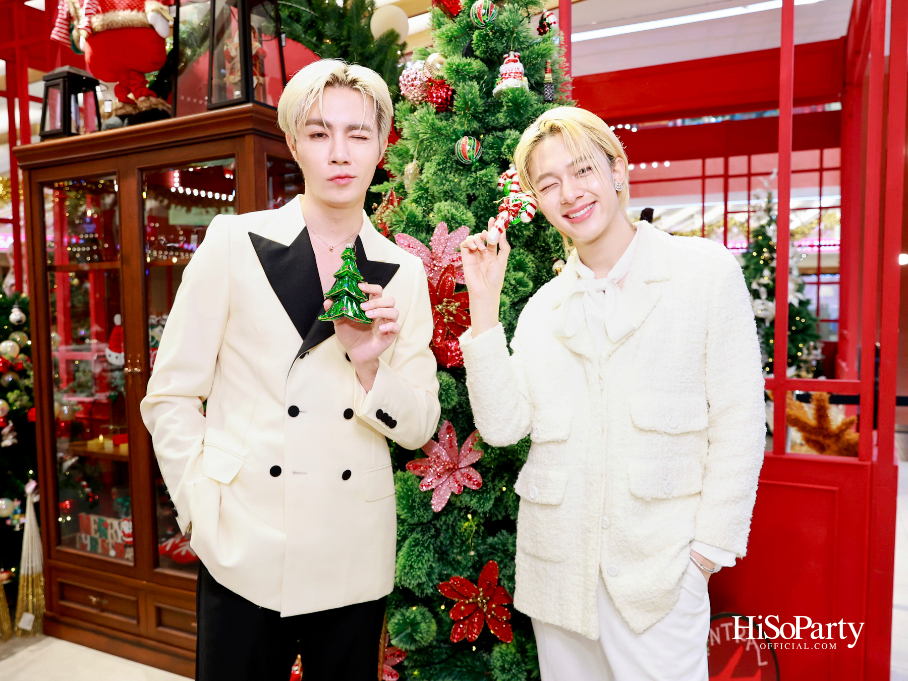 CHRISTMAS LIGHT UP WONDER