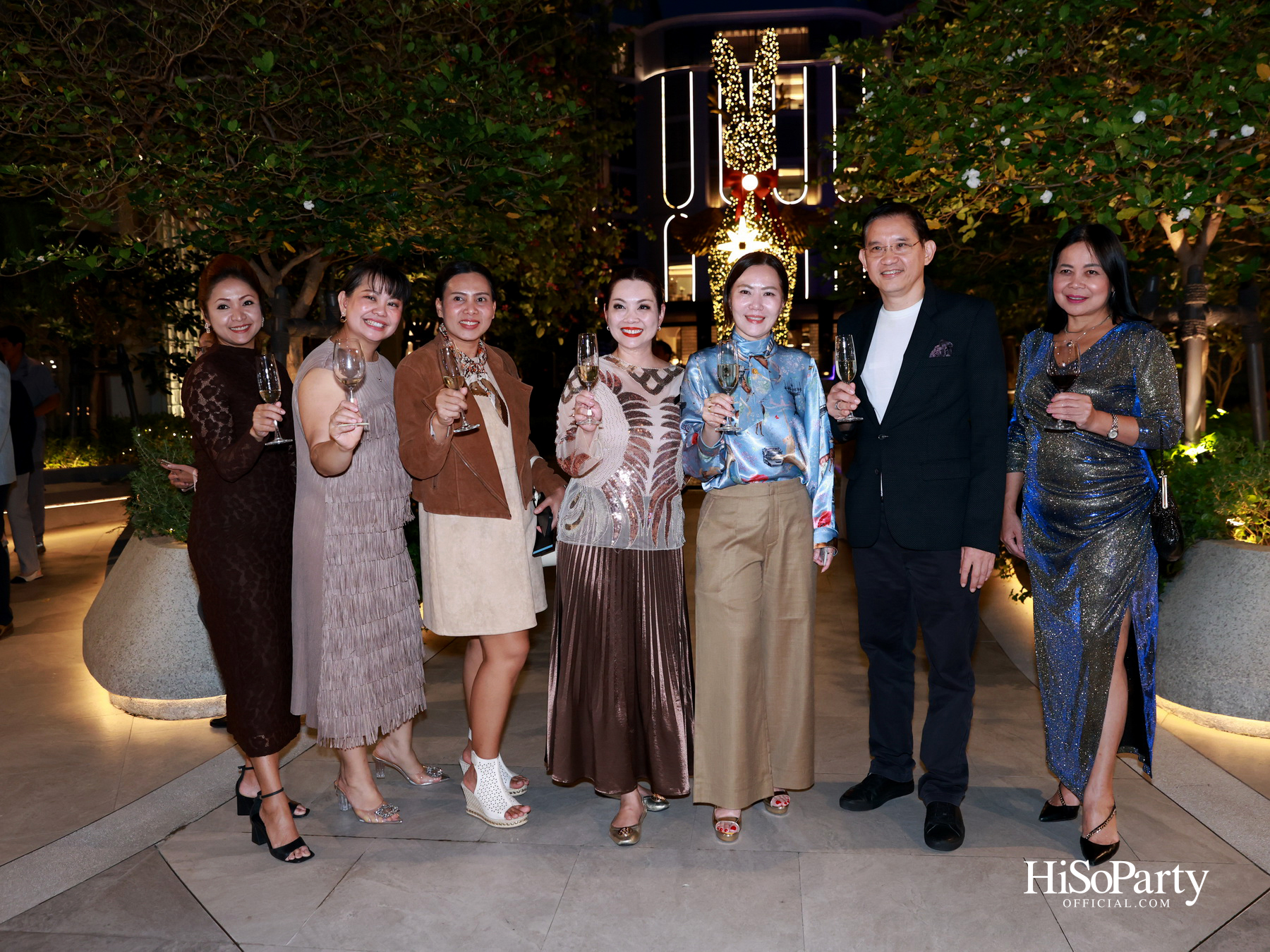 เดอะ สลิล ริเวอร์ไซด์ – กรุงเทพฯ เปิดไฟประติมากรรม ‘Angel of Dreams’ ต้อนรับเทศกาลคริสต์มาส 2025