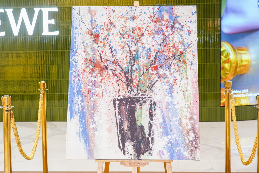 ‘Colors World’ เปิดโลกศิลปะของน้องกรณ์ ศิลปินวัย 3 ขวบ พร้อมประมูลผลงานช่วยฟื้นฟูโรงเรียนที่สงขลา