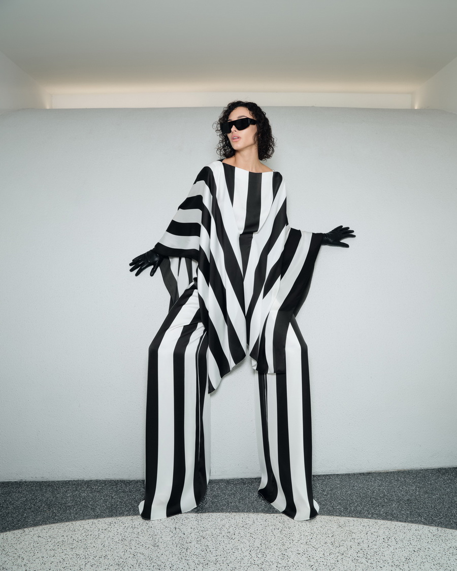 VICKTEERUT CRUISE 2026 ‘Black Blurry’ ถ่ายทอดความอ่อนโยนบนความเฉียบคมแห่งงานเทเลอริ่ง