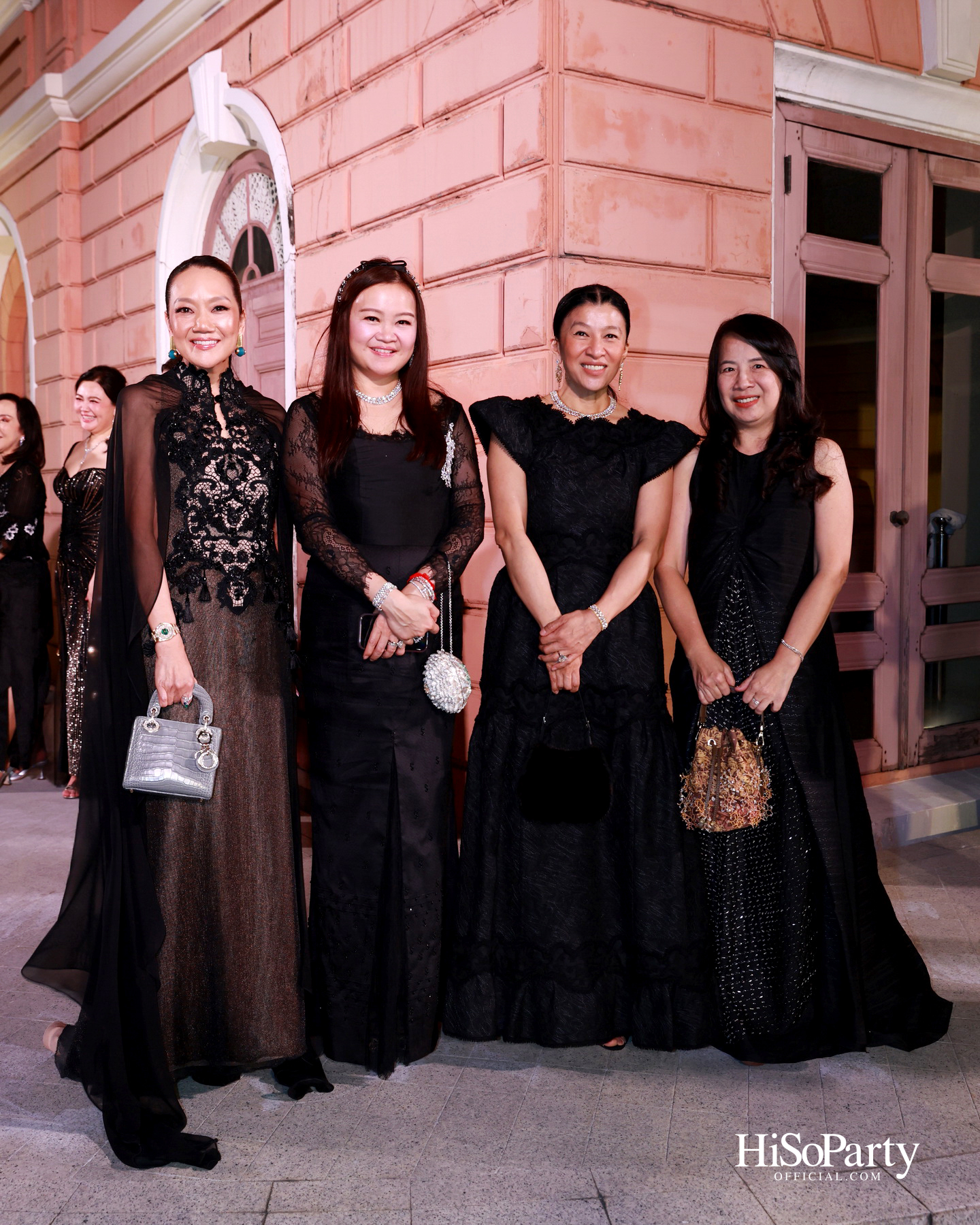 SIRIVANNAVARI ร่วมกับ BEAUTY GEMS จัดงานแฟชั่นโชว์จิวเวลรีชั้นสูงในคอลเลกชัน ‘Treasure of Dreams’ ประจำปี 2025