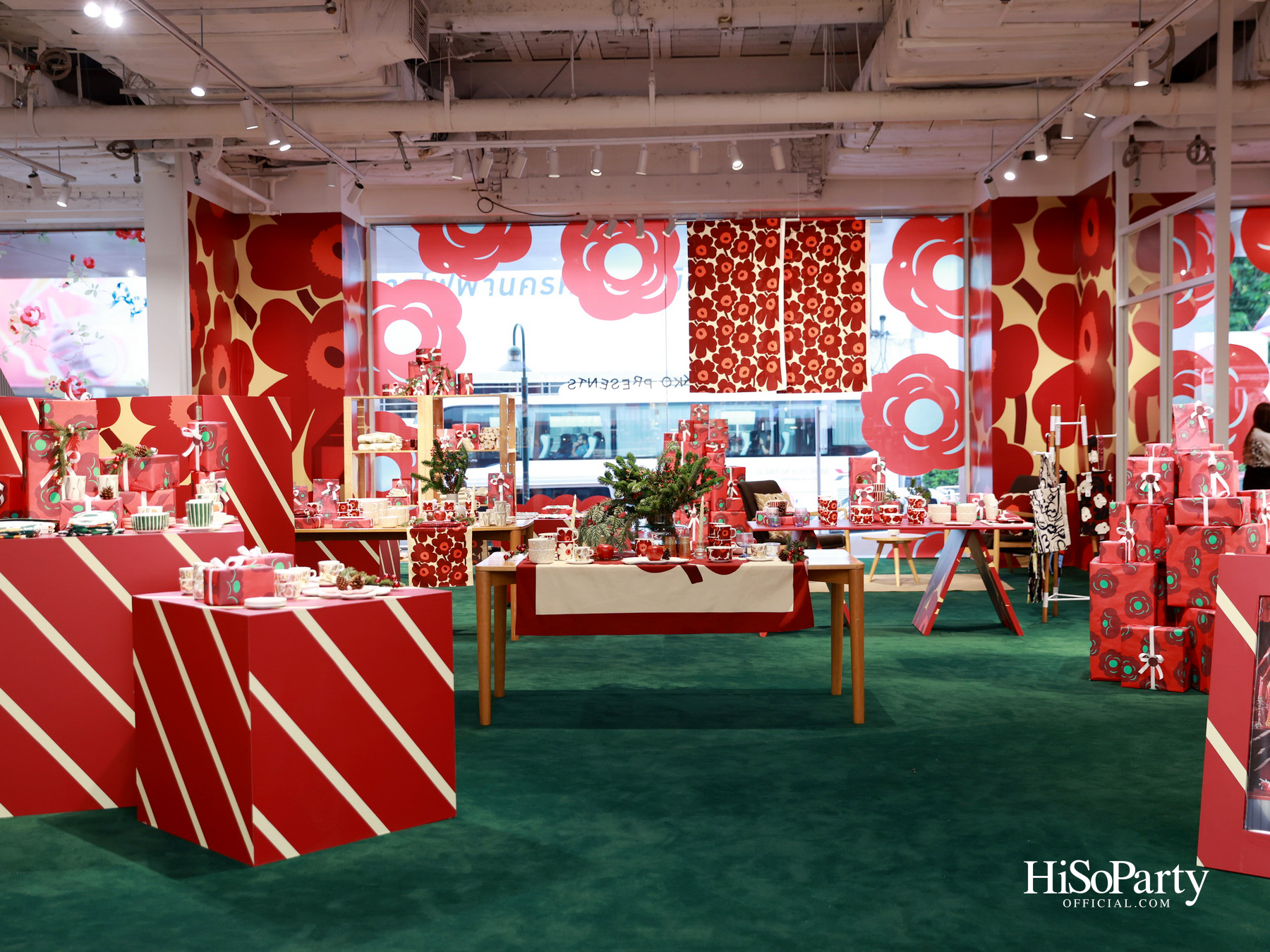 Central Chidlom Every Moment With You