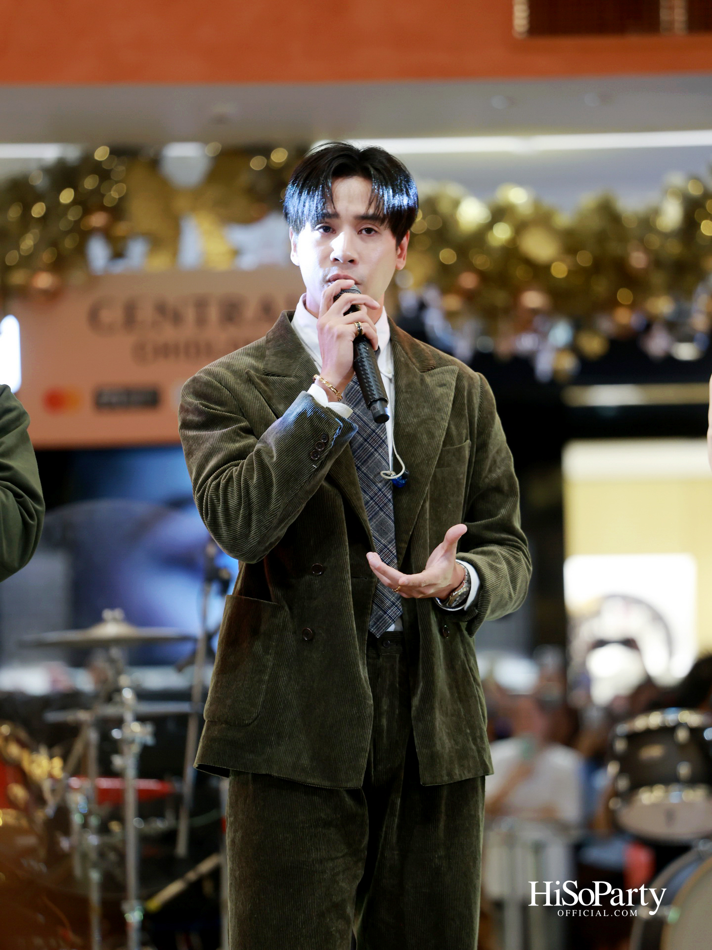 Central Chidlom Every Moment With You