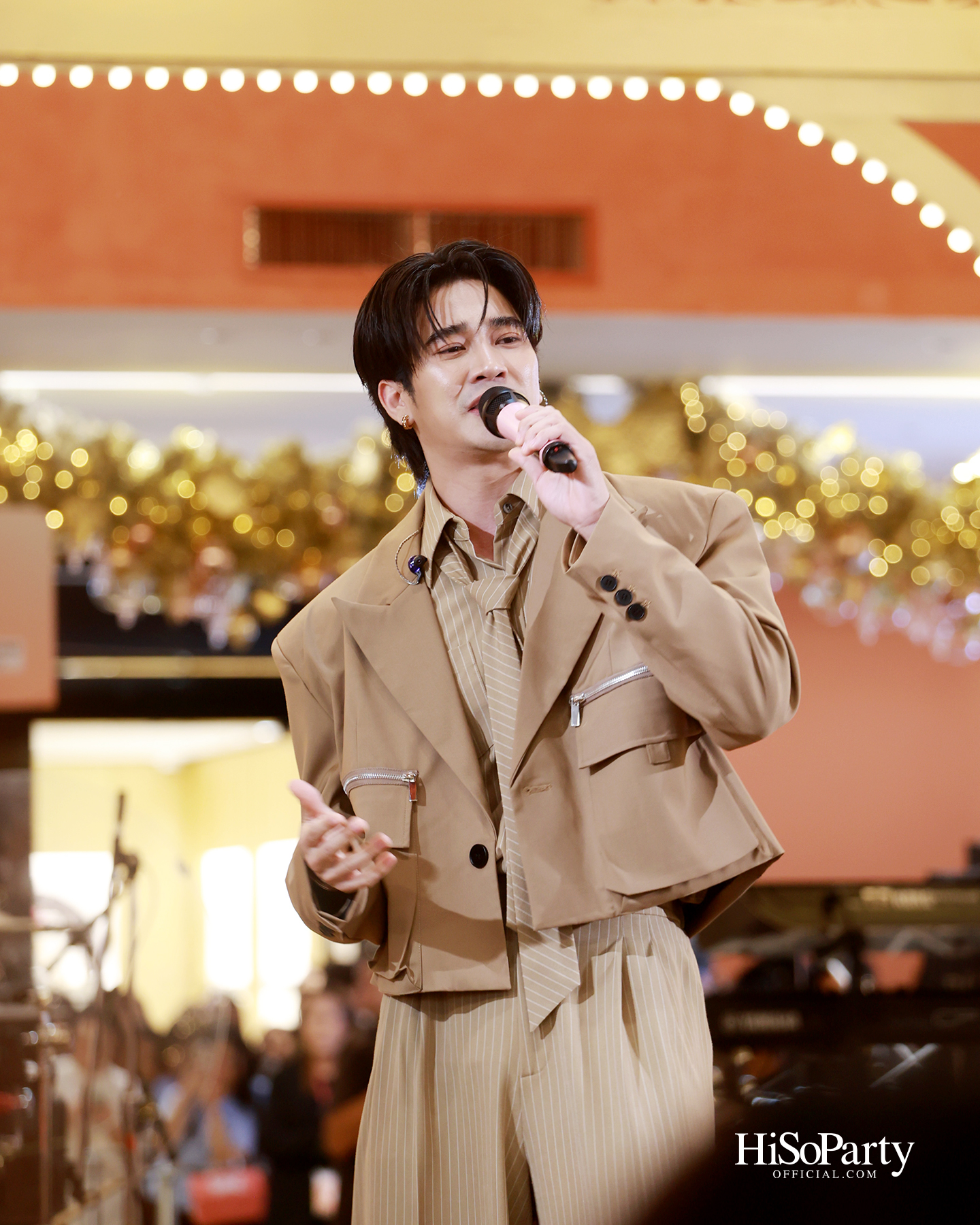 Central Chidlom Every Moment With You