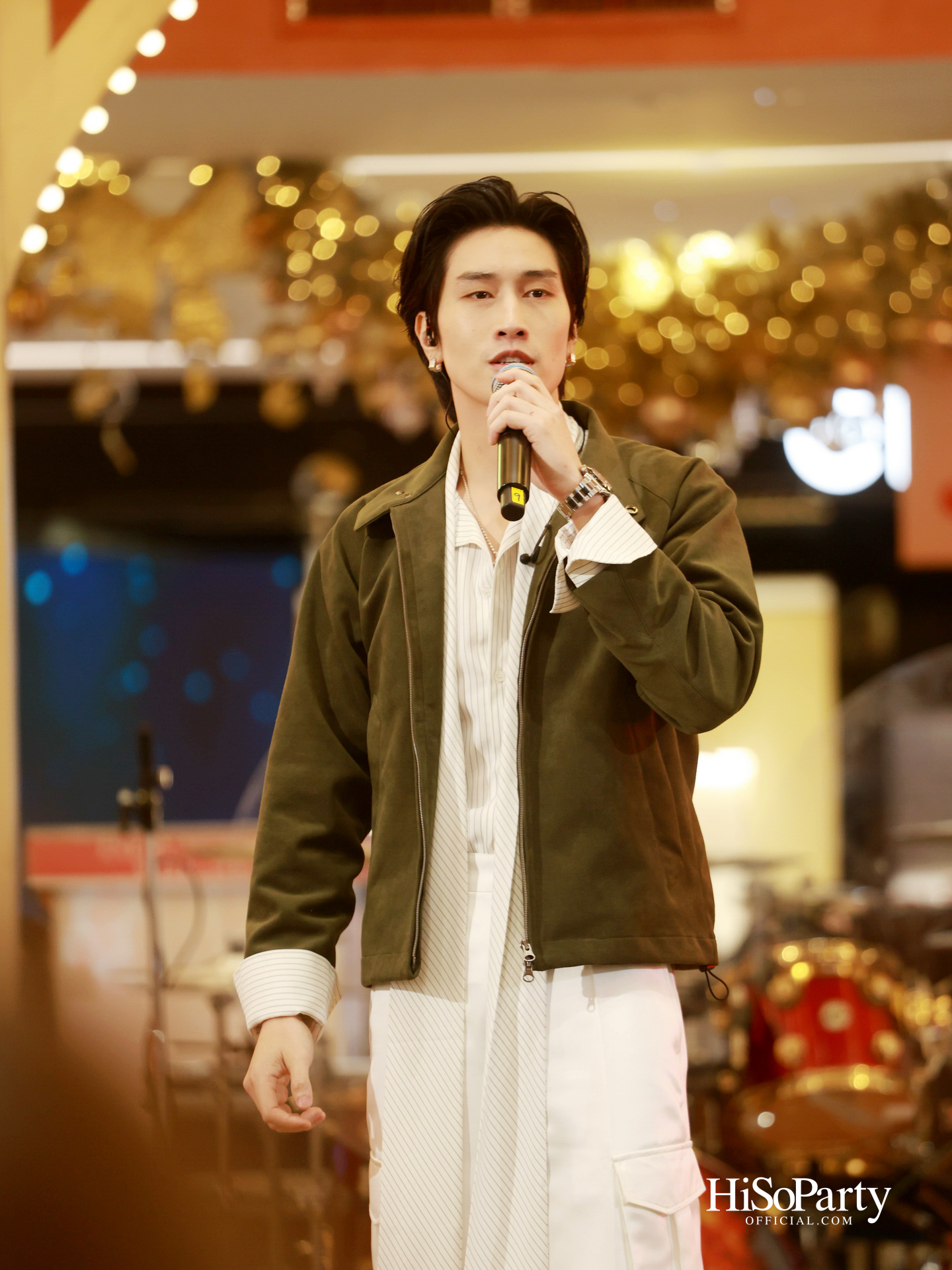 Central Chidlom Every Moment With You