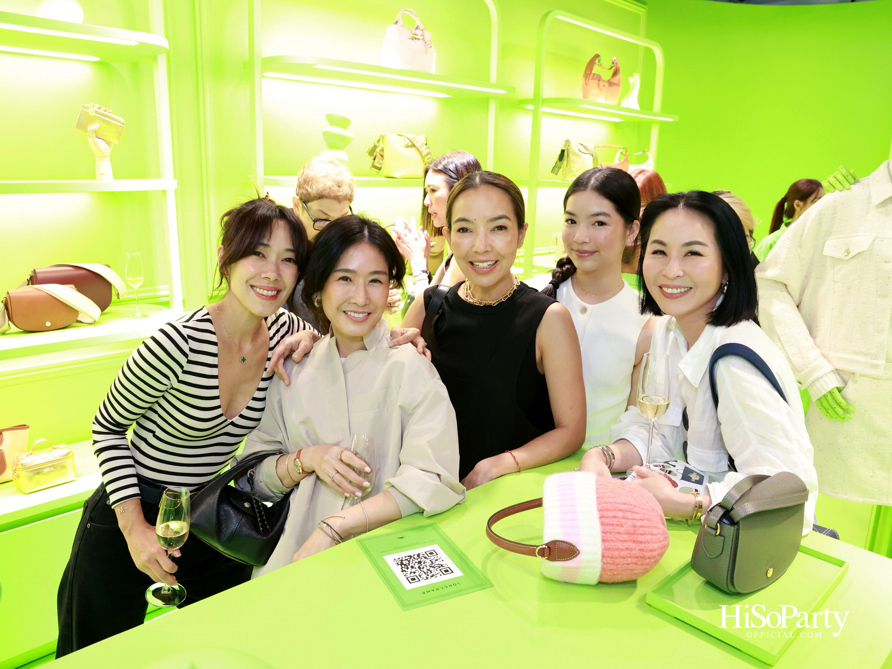 Longchamp เปิดตัว ‘Green Pop-Up’ เนรมิตโลกสีเขียวสุดครีเอทีฟ ใจกลางย่านทรงวาด