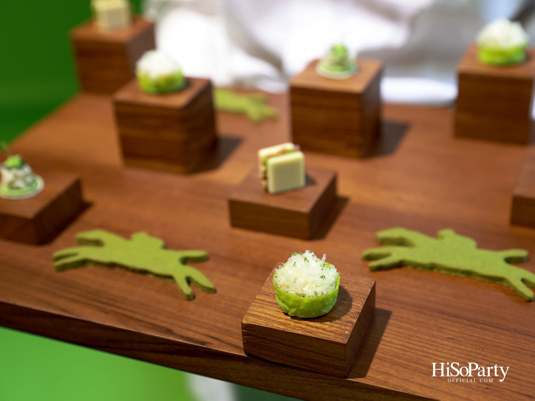 Longchamp เปิดตัว ‘Green Pop-Up’ เนรมิตโลกสีเขียวสุดครีเอทีฟ ใจกลางย่านทรงวาด