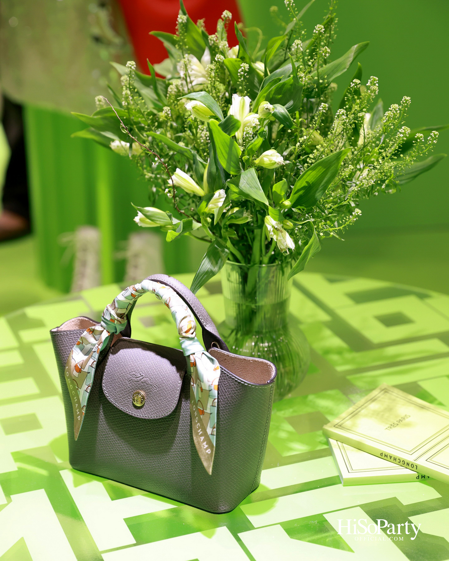 Longchamp เปิดตัว ‘Green Pop-Up’ เนรมิตโลกสีเขียวสุดครีเอทีฟ ใจกลางย่านทรงวาด