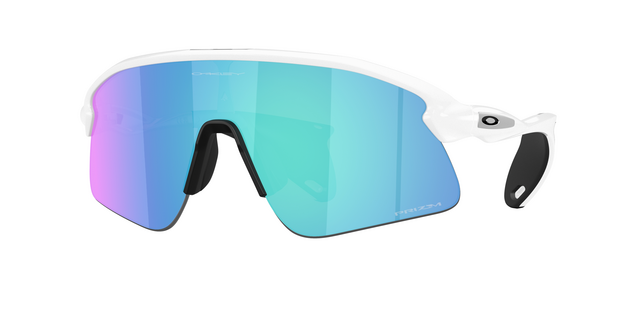 OAKLEY เปิดตัวเทคโนโลยี ‘OAKLEY HYPERGRIP™’ ยกระดับการยึดเกาะสู่มาตรฐานใหม่ในคอลเลกชัน Stunt
