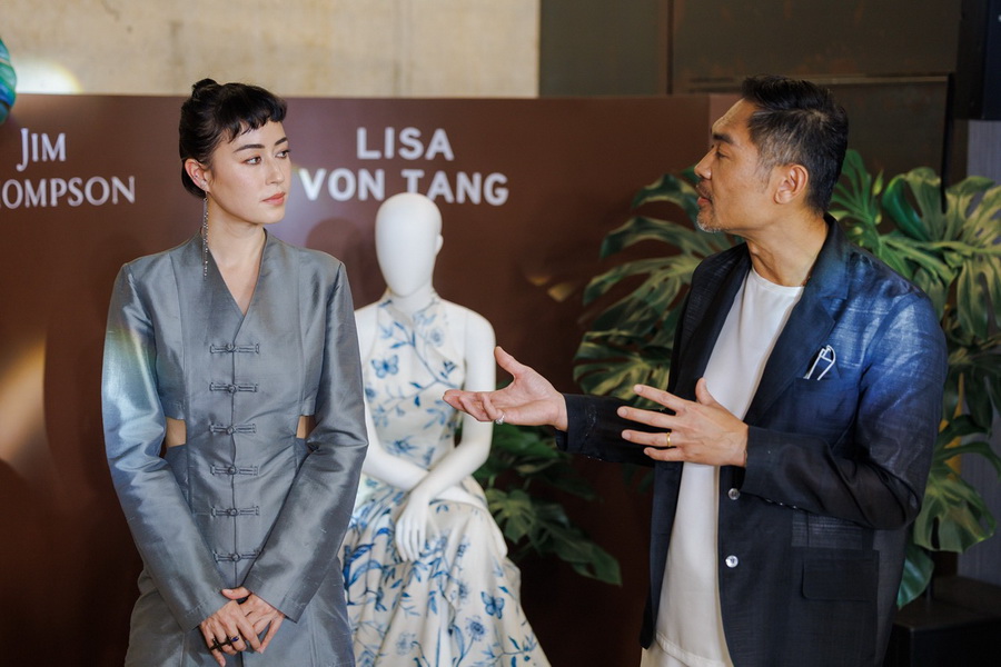 Jim Thompson by LISA VON TANG ผลงานคอลแลบที่น่าจับตา เมื่อตำนานผ้าไทยโลดแล่นบนแฟชั่นรีสอร์ตแวร์ร่วมสมัย