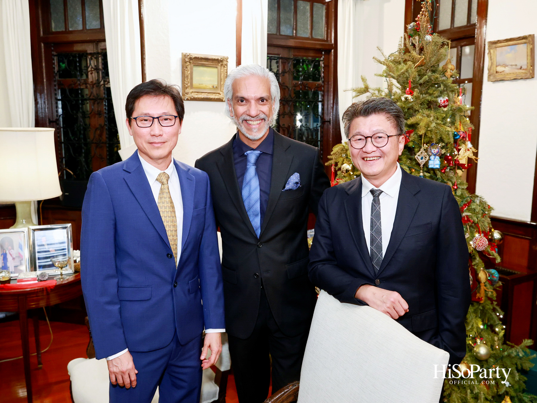 เอกอัครราชทูตอิตาลีเป็นเจ้าภาพมอบเครื่องราชอิสริยาภรณ์ Officer of the Order of Merit of the Italian Republic แด่ คุณวราวุธ ศิลปอาชา