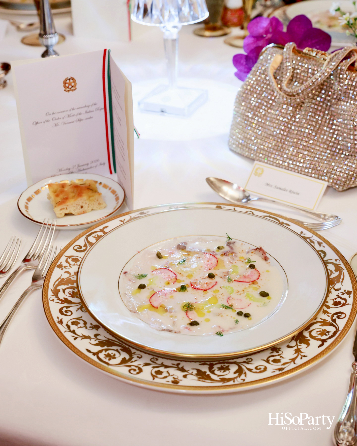 เอกอัครราชทูตอิตาลีเป็นเจ้าภาพมอบเครื่องราชอิสริยาภรณ์ Officer of the Order of Merit of the Italian Republic แด่ คุณวราวุธ ศิลปอาชา