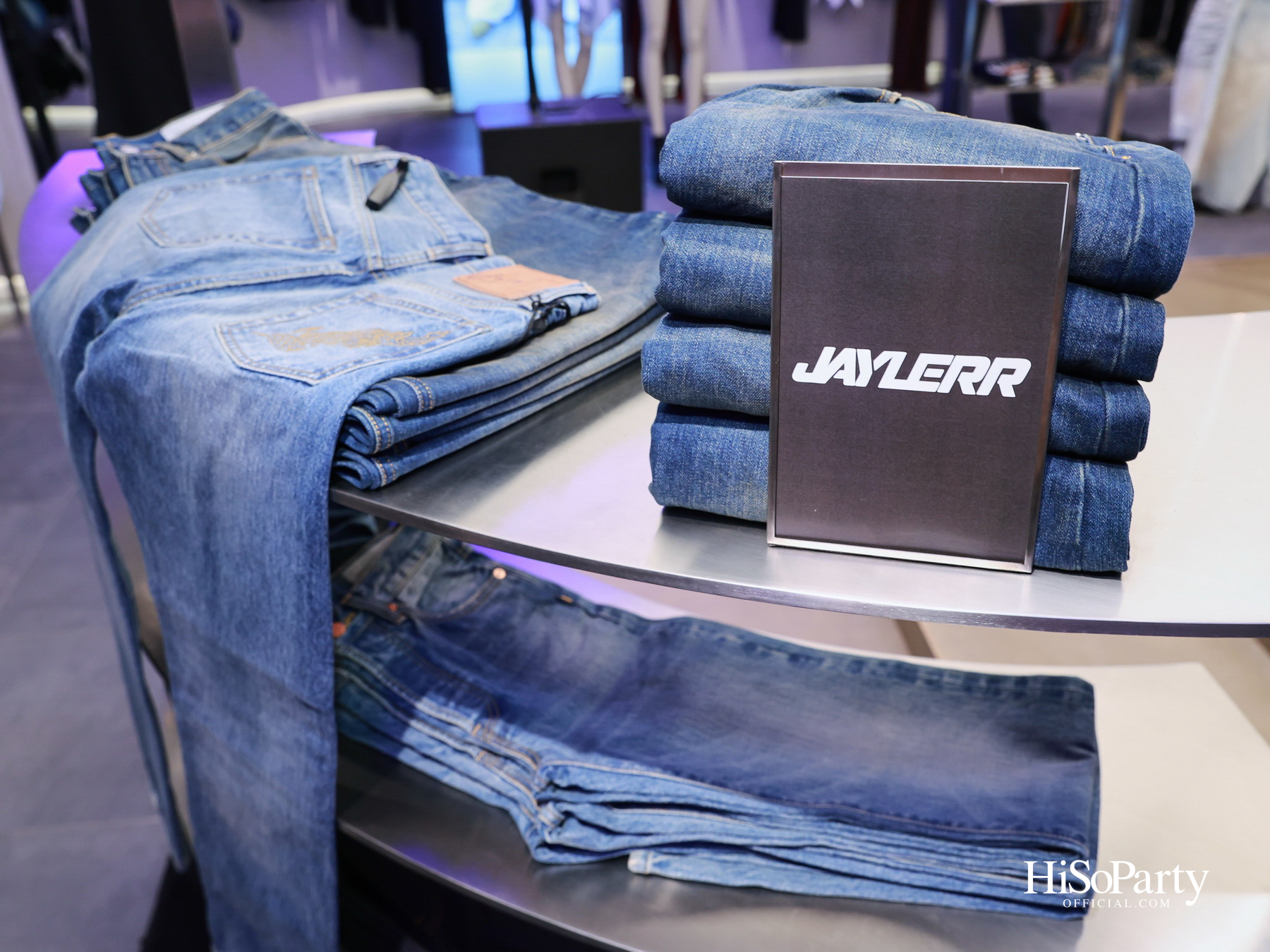 งานเปิดตัว ‘C  P  S Denim Rebellion’ คอลลาบอเรชั่นสุดขบถ ฉีกกรอบเดนิมดีไซน์ รังสรรค์ผ่านความเท่ของศิลปินดัง