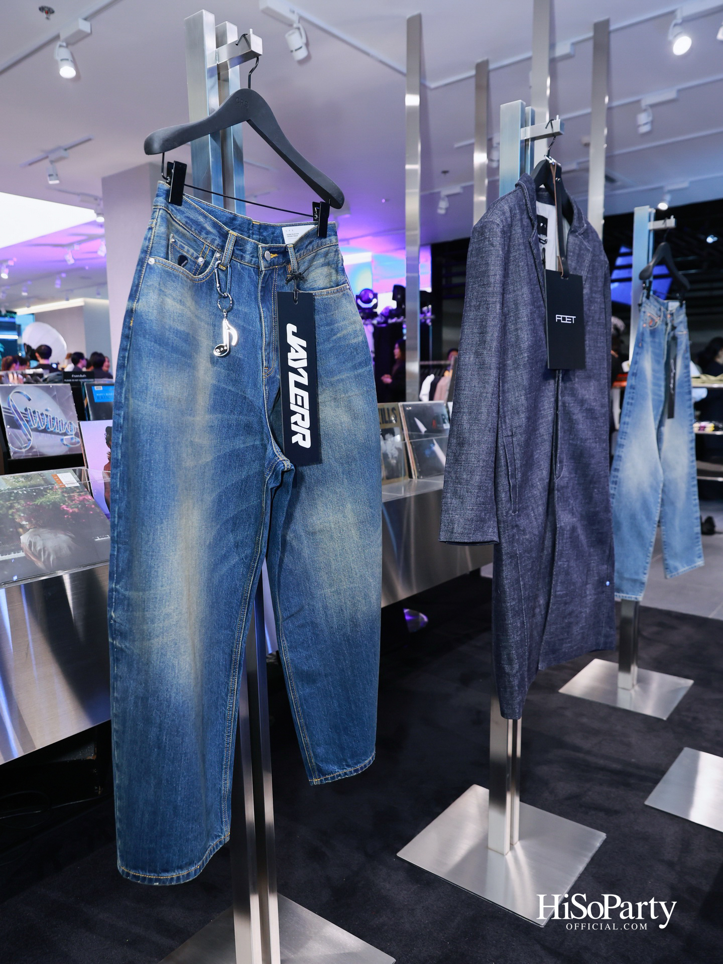 งานเปิดตัว ‘C  P  S Denim Rebellion’ คอลลาบอเรชั่นสุดขบถ ฉีกกรอบเดนิมดีไซน์ รังสรรค์ผ่านความเท่ของศิลปินดัง