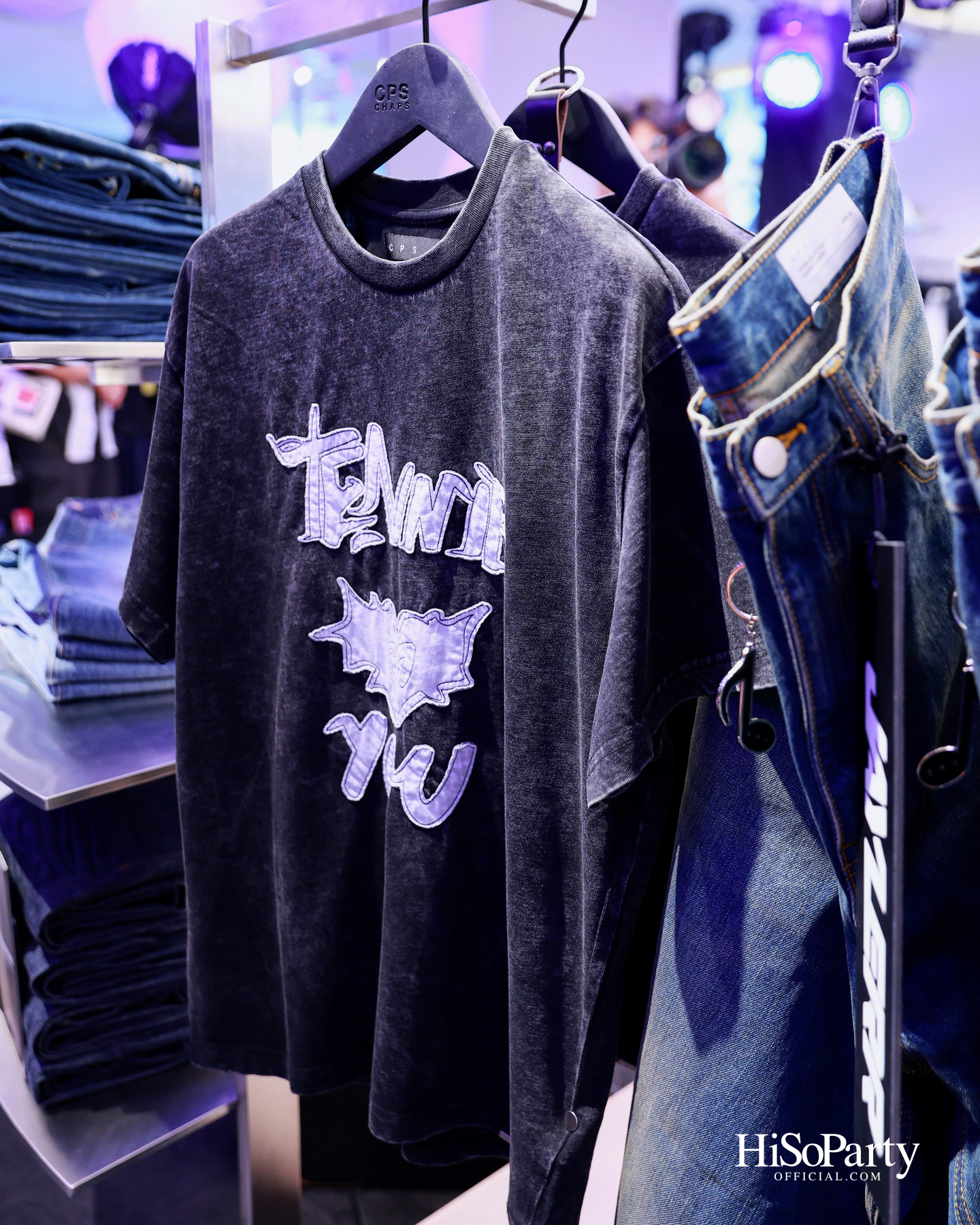 งานเปิดตัว ‘C  P  S Denim Rebellion’ คอลลาบอเรชั่นสุดขบถ ฉีกกรอบเดนิมดีไซน์ รังสรรค์ผ่านความเท่ของศิลปินดัง