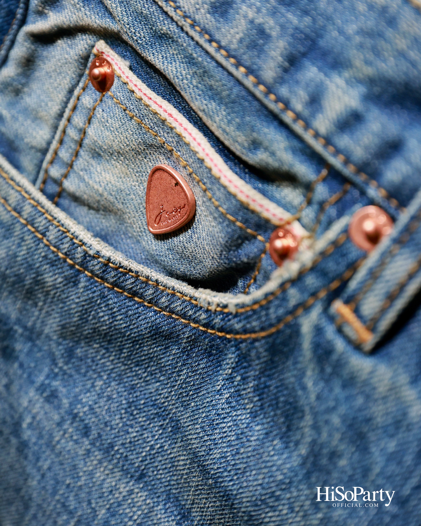 งานเปิดตัว ‘C  P  S Denim Rebellion’ คอลลาบอเรชั่นสุดขบถ ฉีกกรอบเดนิมดีไซน์ รังสรรค์ผ่านความเท่ของศิลปินดัง