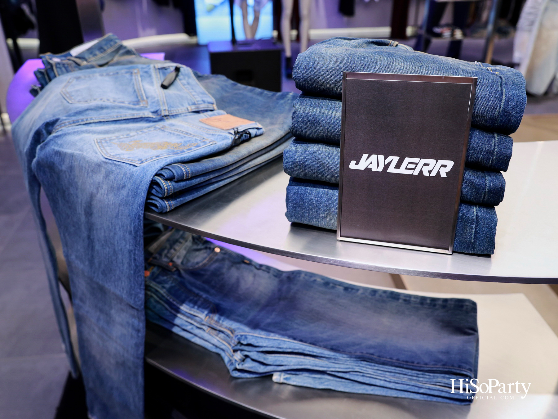 งานเปิดตัว ‘C  P  S Denim Rebellion’ คอลลาบอเรชั่นสุดขบถ ฉีกกรอบเดนิมดีไซน์ รังสรรค์ผ่านความเท่ของศิลปินดัง