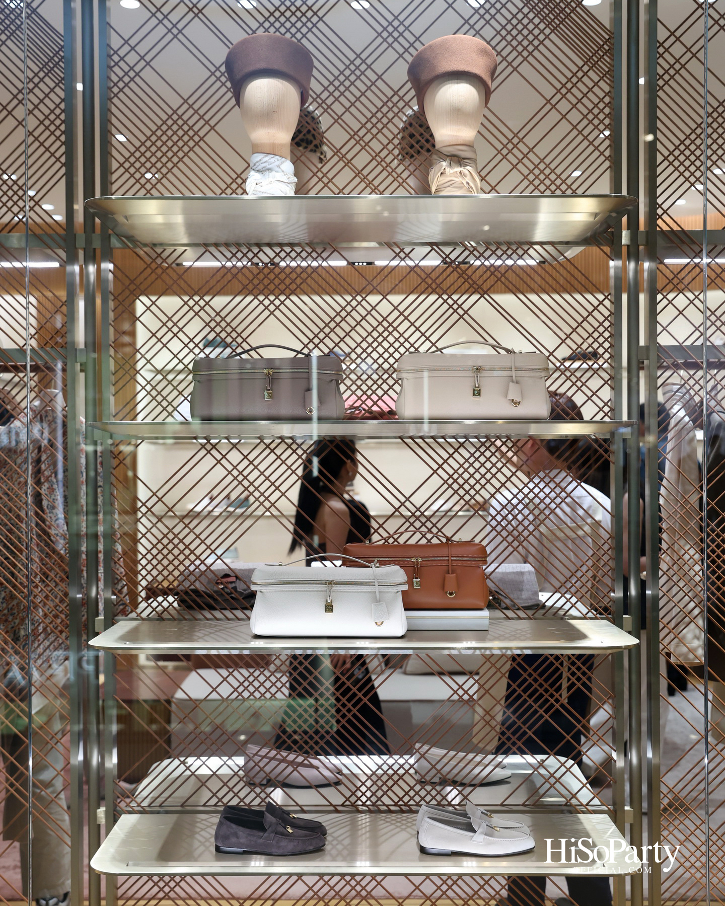 Loro Piana เฉลิมฉลองการเปิดบูติกแห่งใหม่ที่ ICONSIAM พร้อมนำเสนอคอลเลกชัน Spring/Summer 2026