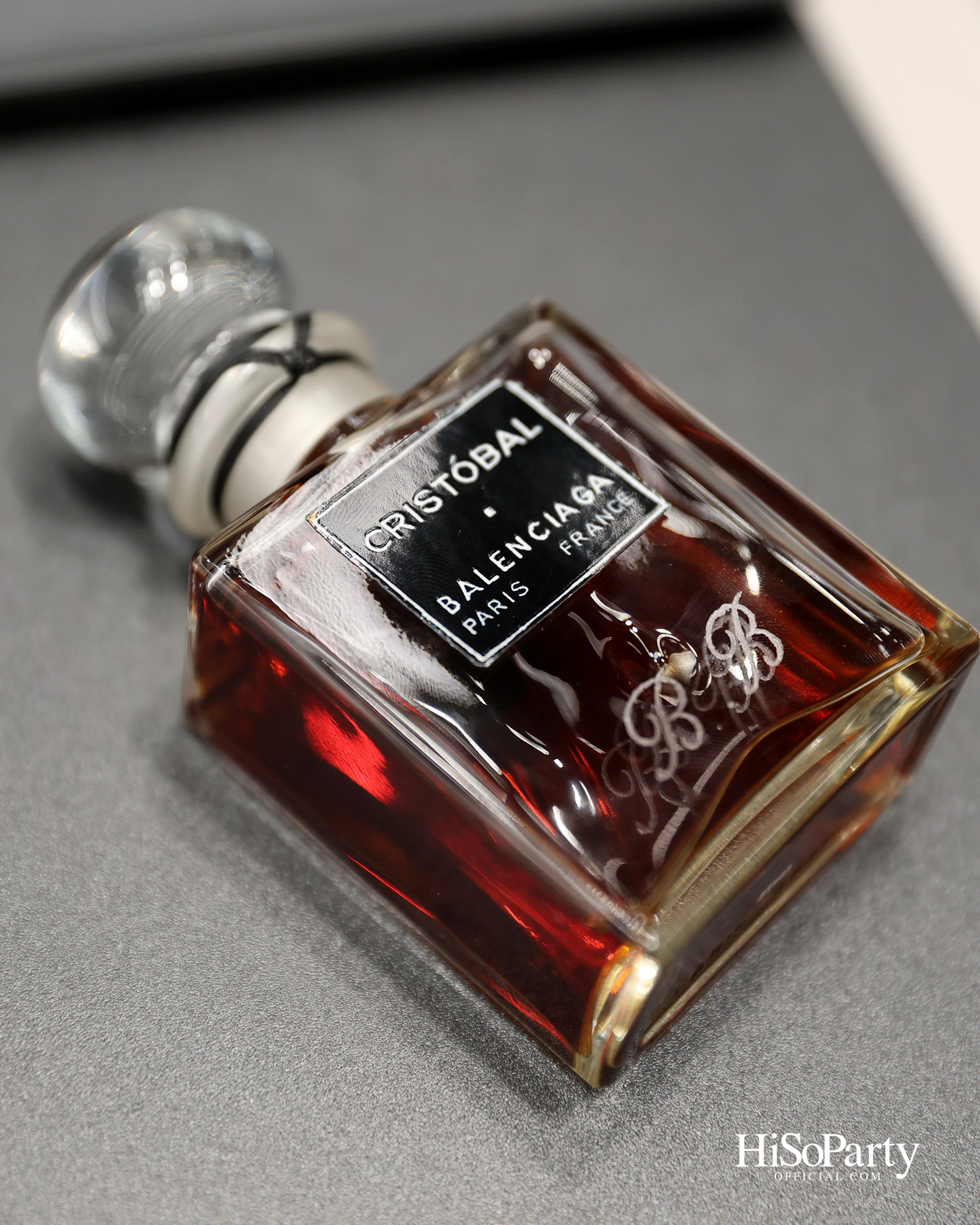 Balenciaga เปิดตัวคอลเลกชันน้ำหอมครั้งแรกในไทย พร้อมเผยแคปซูลคอลเลกชันร่วมกับ NBA