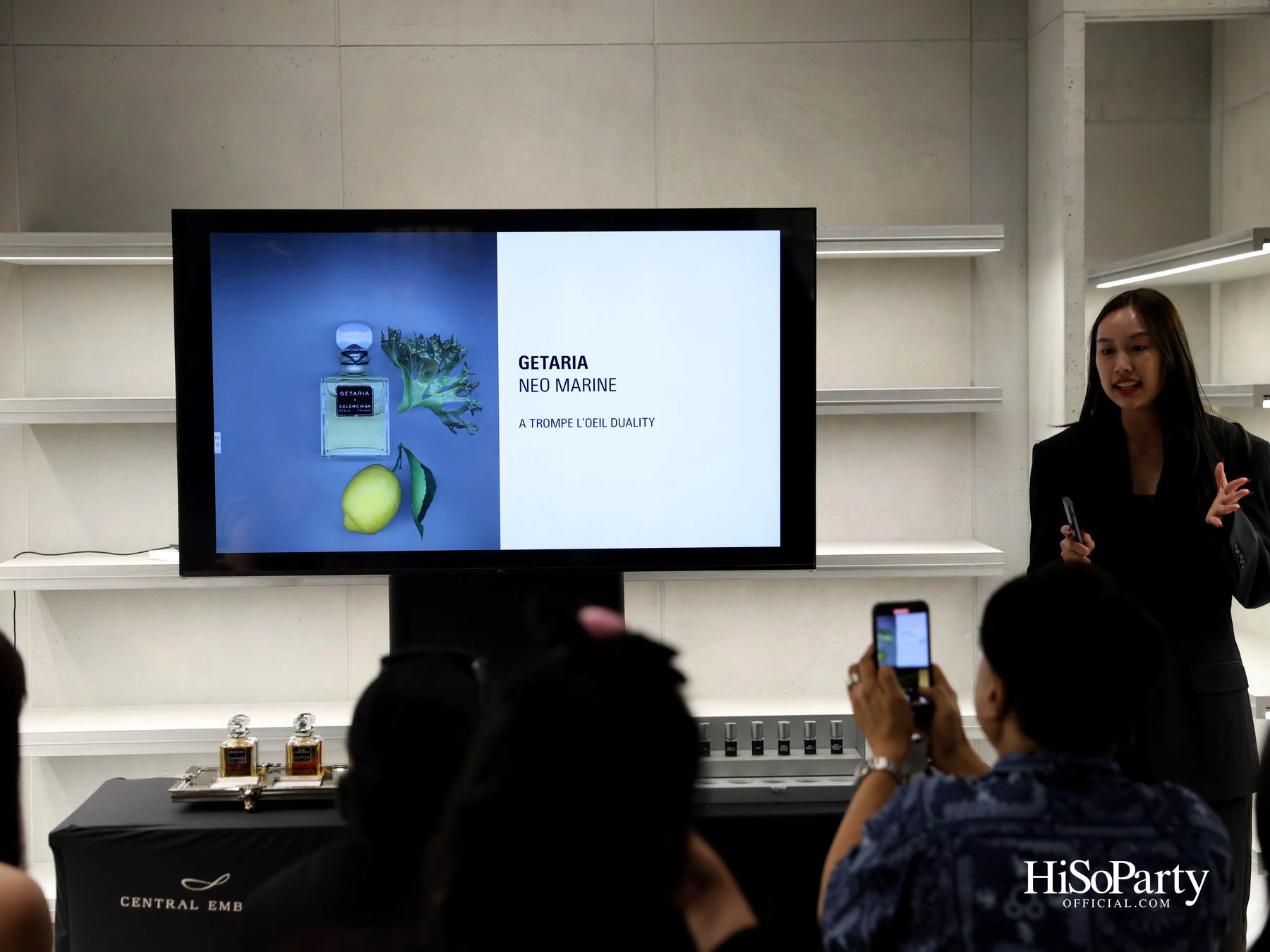 Balenciaga เปิดตัวคอลเลกชันน้ำหอมครั้งแรกในไทย พร้อมเผยแคปซูลคอลเลกชันร่วมกับ NBA