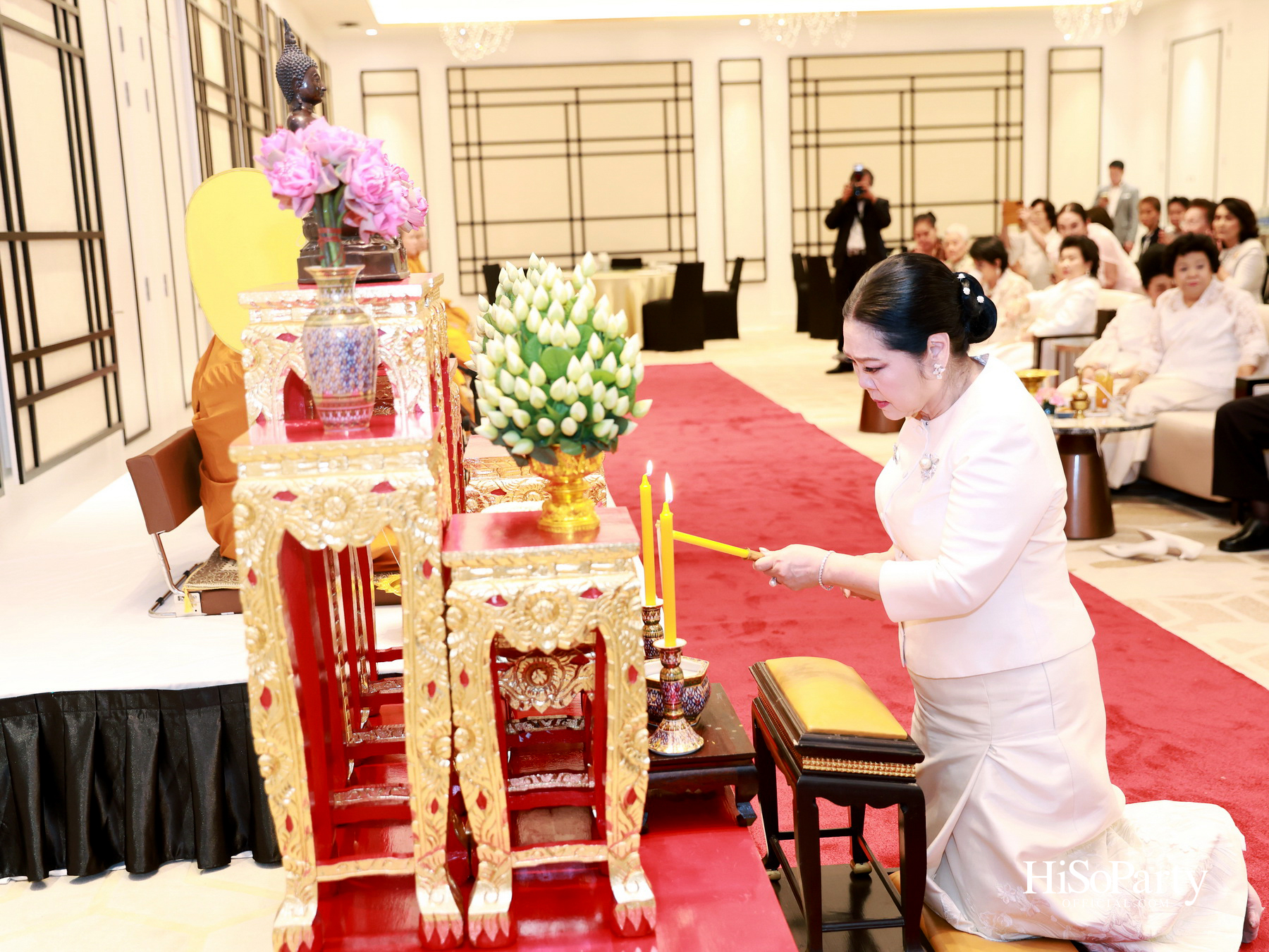 ดร.ลาลีวรรณ กาญจนจารี