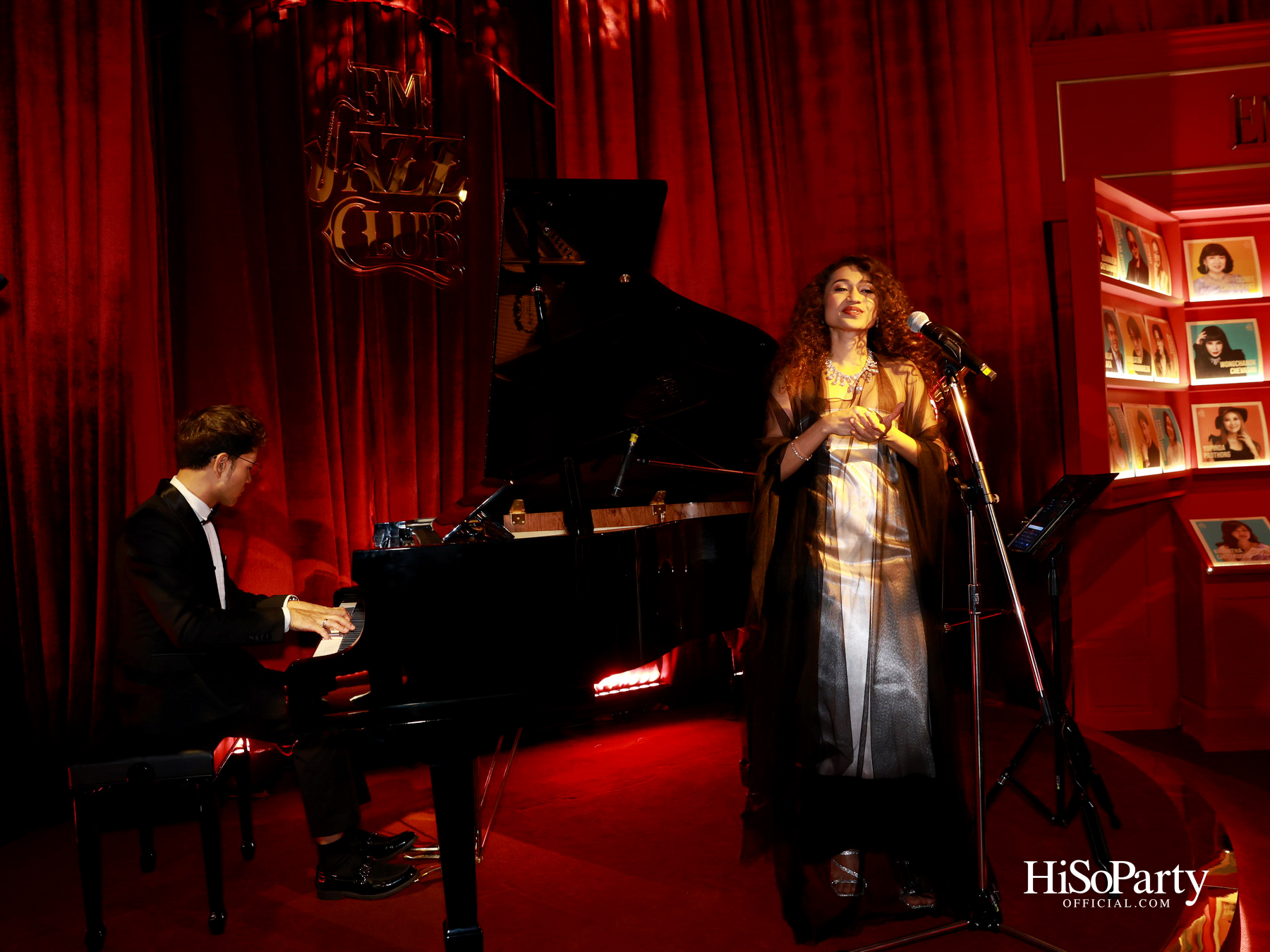  เอ็ม ดิสทริค เนรมิตค่ำคืน ‘EM DISTRICT: EM JAZZ CLUB’ ขอบคุณลูกค้าคนสำคัญในบรรยากาศแจ๊สบาร์สไตล์นิวยอร์ก