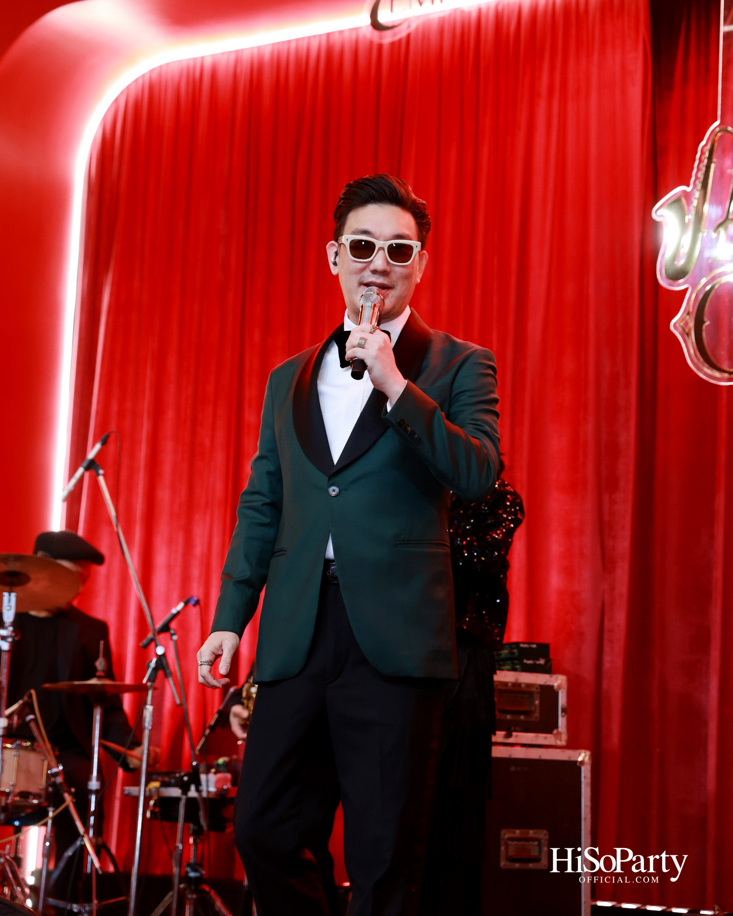  เอ็ม ดิสทริค เนรมิตค่ำคืน ‘EM DISTRICT: EM JAZZ CLUB’ ขอบคุณลูกค้าคนสำคัญในบรรยากาศแจ๊สบาร์สไตล์นิวยอร์ก