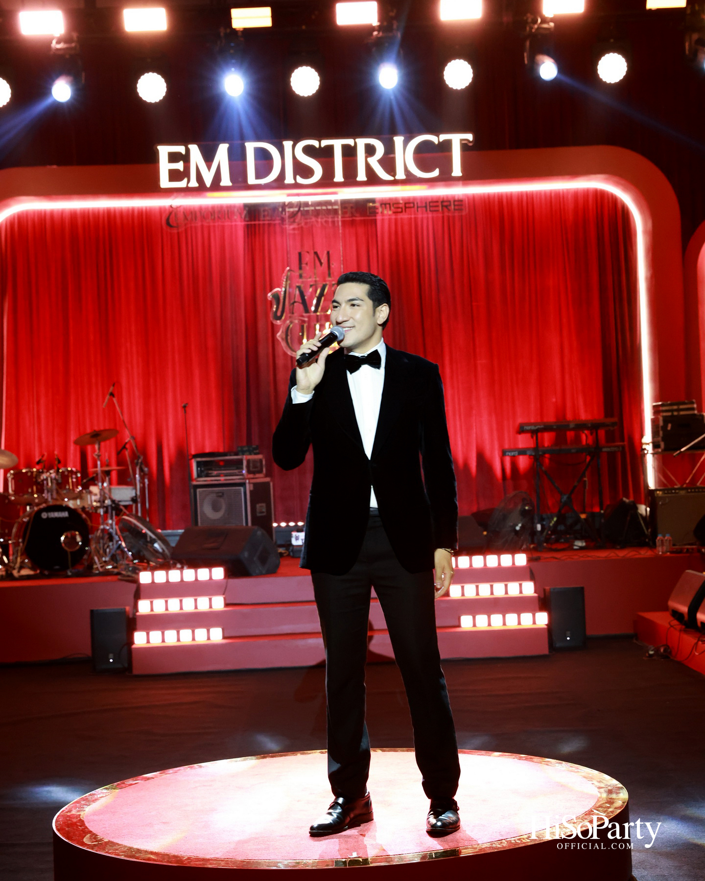  เอ็ม ดิสทริค เนรมิตค่ำคืน ‘EM DISTRICT: EM JAZZ CLUB’ ขอบคุณลูกค้าคนสำคัญในบรรยากาศแจ๊สบาร์สไตล์นิวยอร์ก