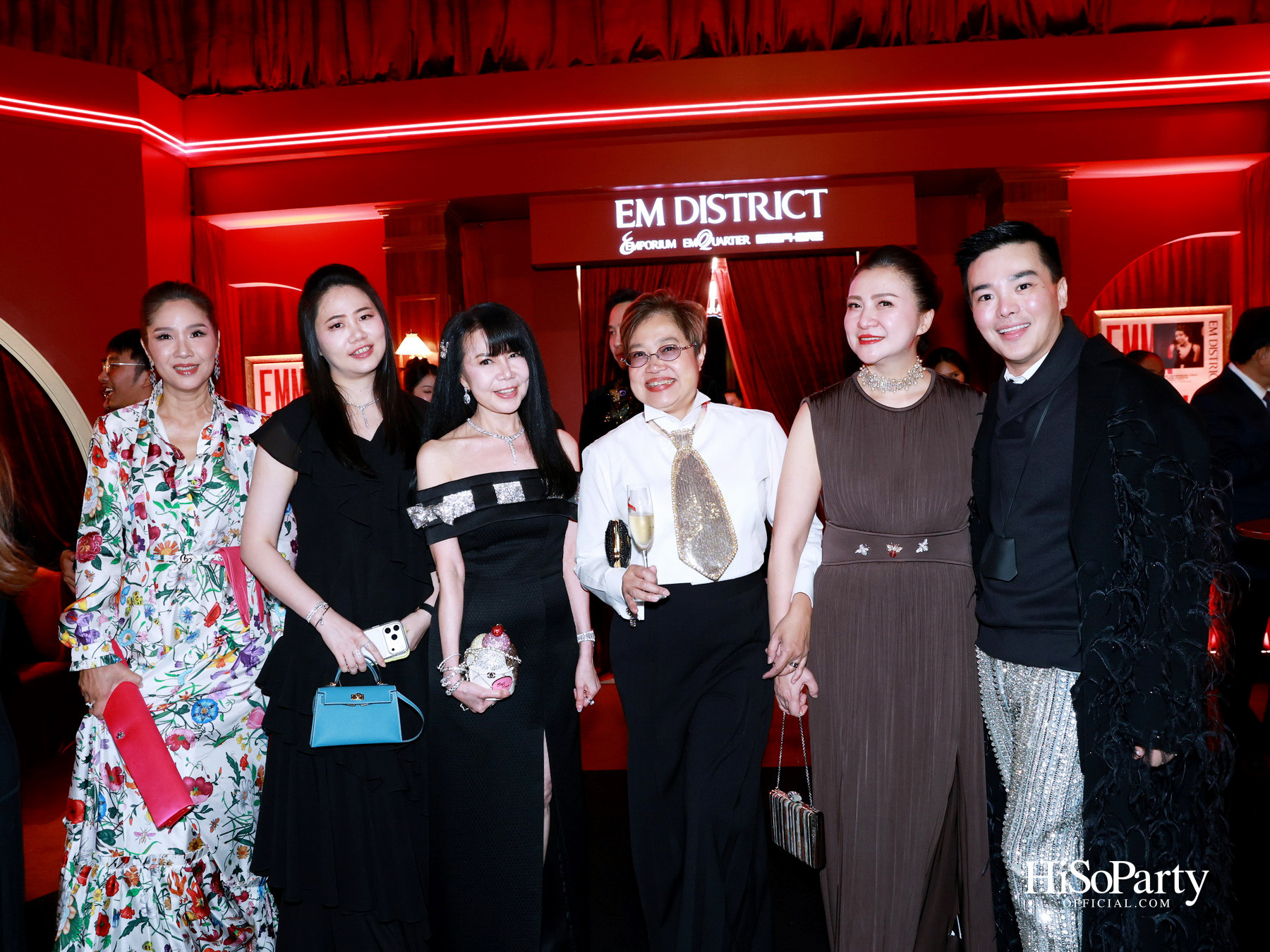  เอ็ม ดิสทริค เนรมิตค่ำคืน ‘EM DISTRICT: EM JAZZ CLUB’ ขอบคุณลูกค้าคนสำคัญในบรรยากาศแจ๊สบาร์สไตล์นิวยอร์ก