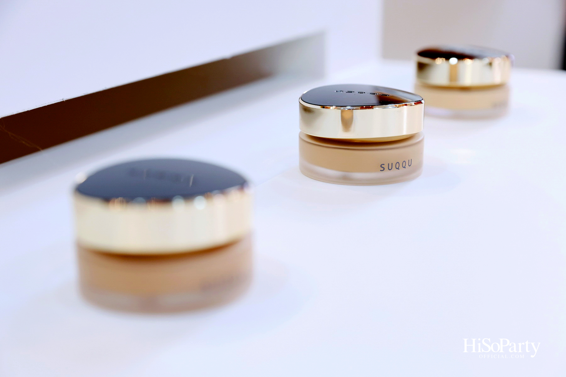 SUQQU เปิดตัวผลิตภัณฑ์รองพื้นระดับมาสเตอร์พีซ ‘THE LIQUID FOUNDATION e’ ถ่ายทอดแนวคิด ‘Vital Glow’ พลังแห่งงานผิวที่เปล่งประกาย