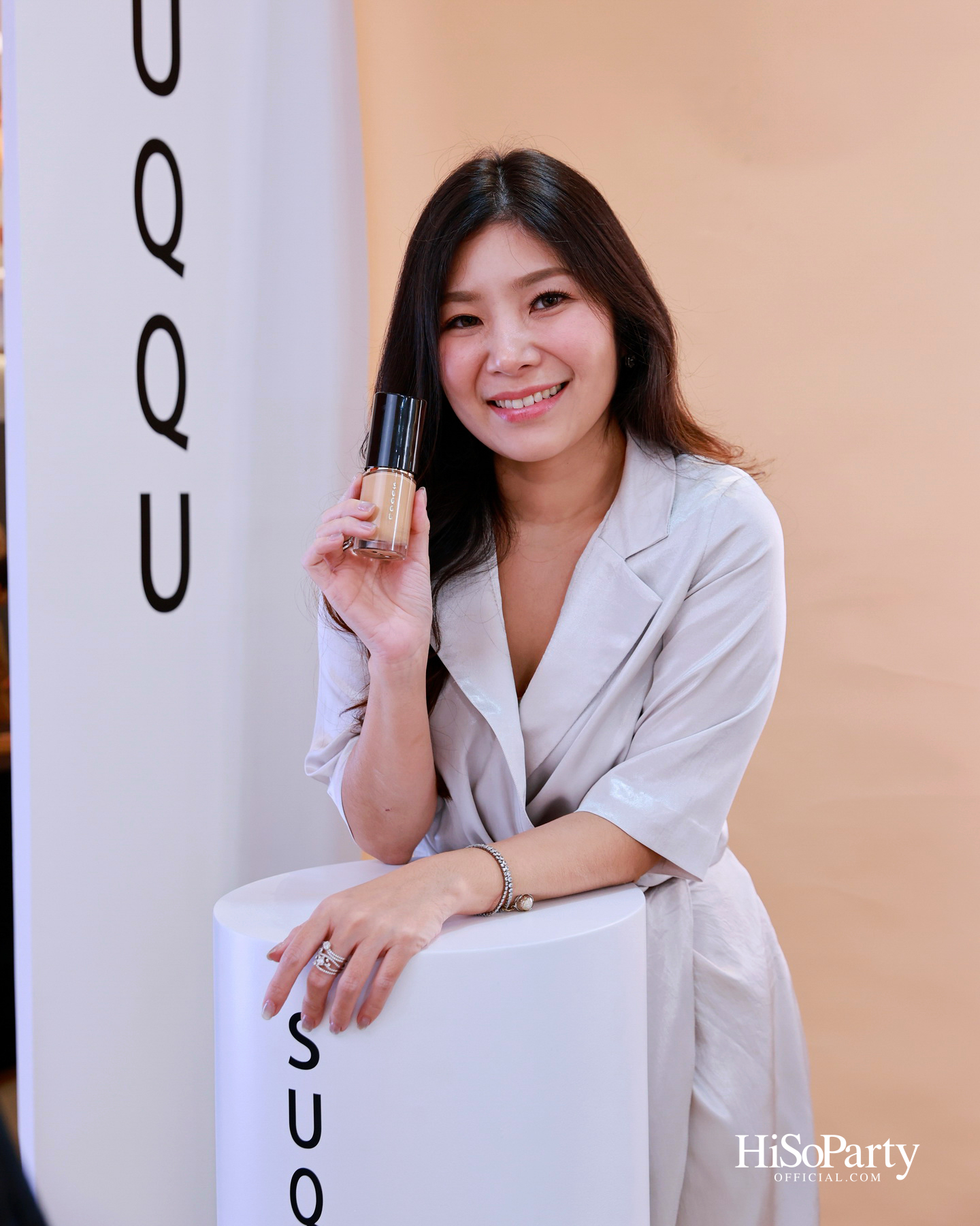 SUQQU เปิดตัวผลิตภัณฑ์รองพื้นระดับมาสเตอร์พีซ ‘THE LIQUID FOUNDATION e’ ถ่ายทอดแนวคิด ‘Vital Glow’ พลังแห่งงานผิวที่เปล่งประกาย