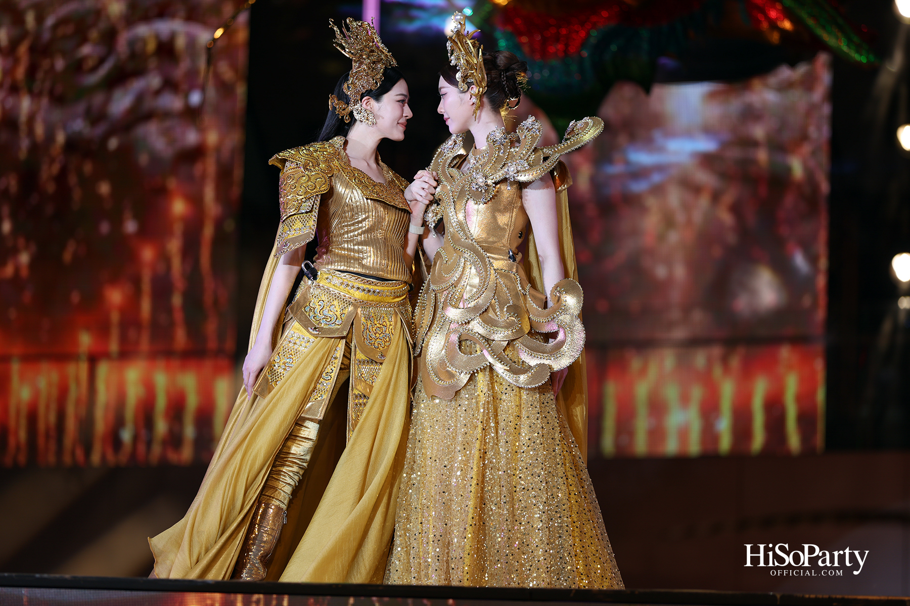 เอ็ม ดิสทริค ฉลองตรุษจีนปีมะเมีย เปิด ‘จักรพรรดิเทพมังกรสวรรค์’ 40 เมตร พร้อมโชว์สุดอลังการจาก หลิง-ออม