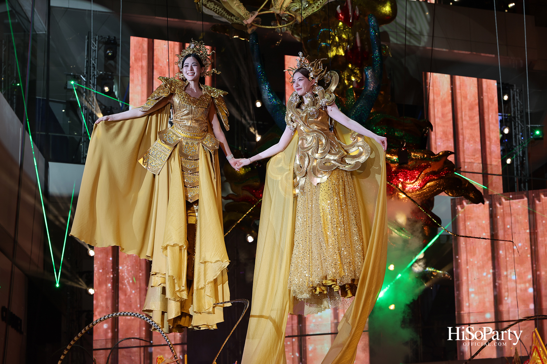 เอ็ม ดิสทริค ฉลองตรุษจีนปีมะเมีย เปิด ‘จักรพรรดิเทพมังกรสวรรค์’ 40 เมตร พร้อมโชว์สุดอลังการจาก หลิง-ออม