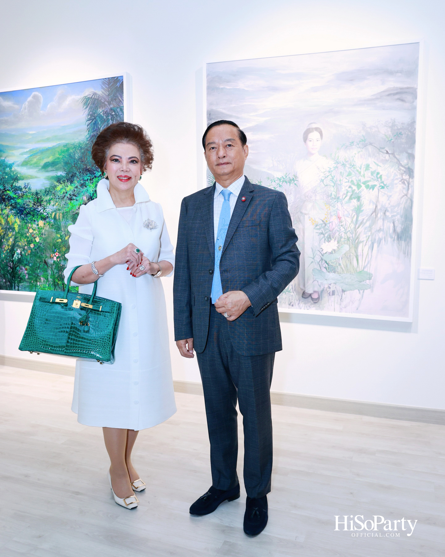 สยามพารากอน จัดนิทรรศการ ‘น้อมรำลึกในพระมหากรุณาธิคุณ แห่งสมเด็จพระบรมราชชนนีพันปีหลวง’ พร้อมเปิด Art Jewel ชั้น 5